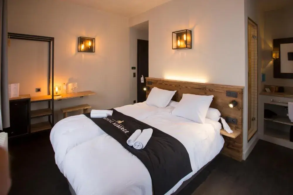 Twin Room with Balcony in Hotel Bonne Auberge (Adults Only) Twin Room with Balcony in Hotel Bonne Auberge (Adults Only)