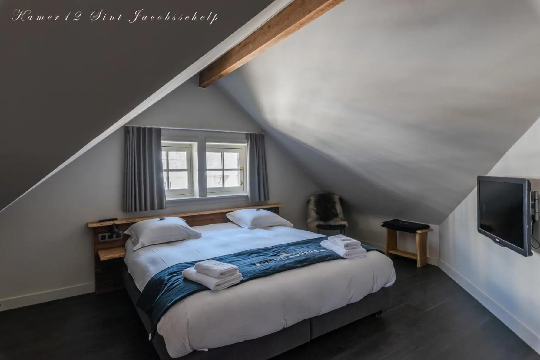 Bed in Hotel Bonne Auberge (Adults Only)