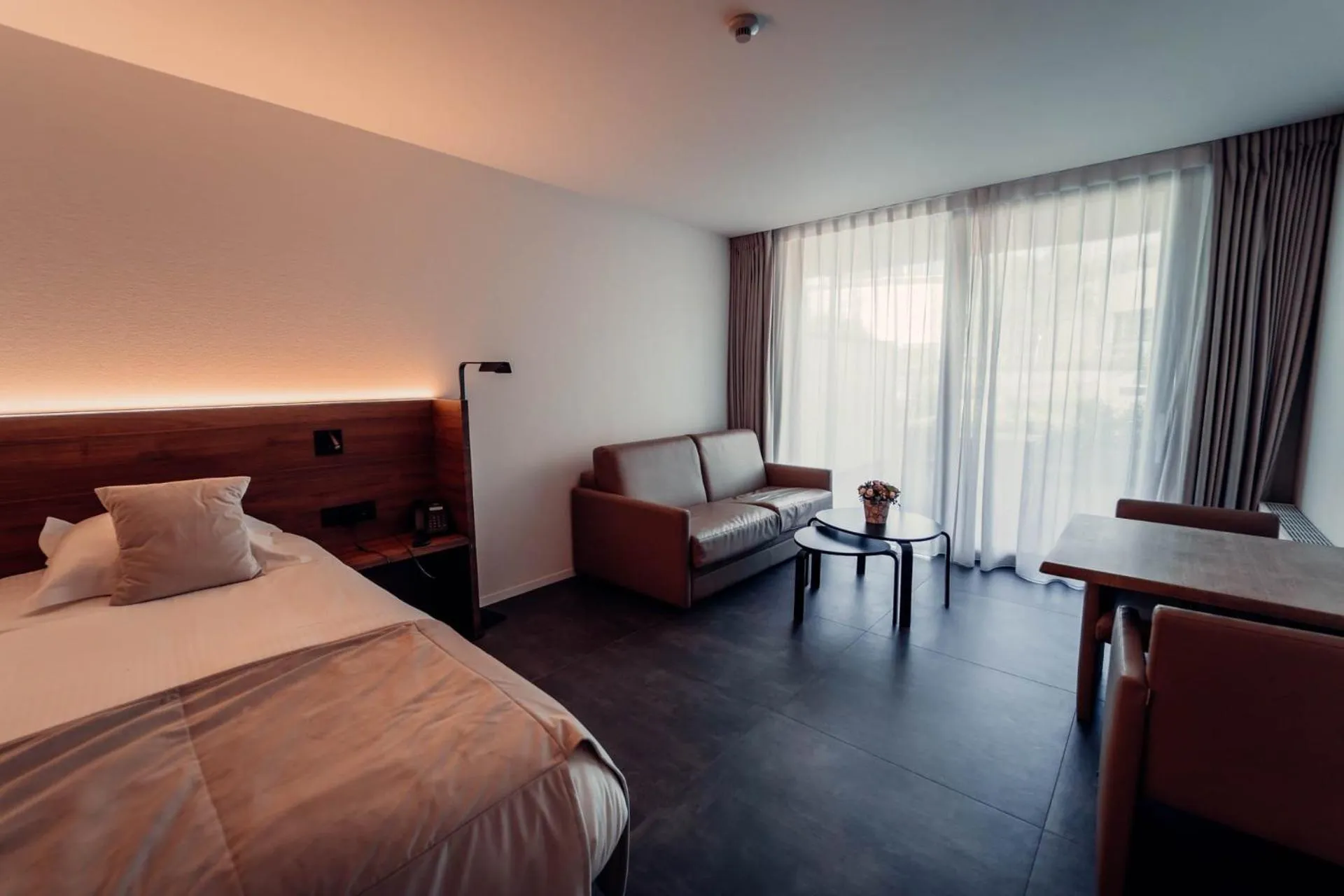 Photo of the whole room, Bed in Casino Hotel