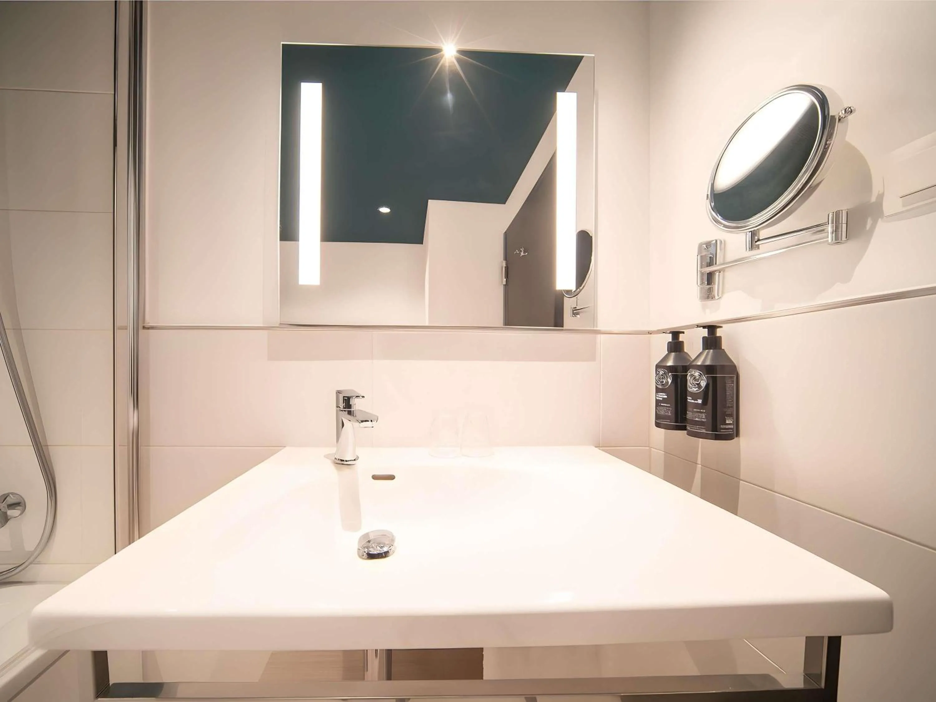 Bedroom in Maek Hotel Antwerp Central - Handwritten Collection by Accor