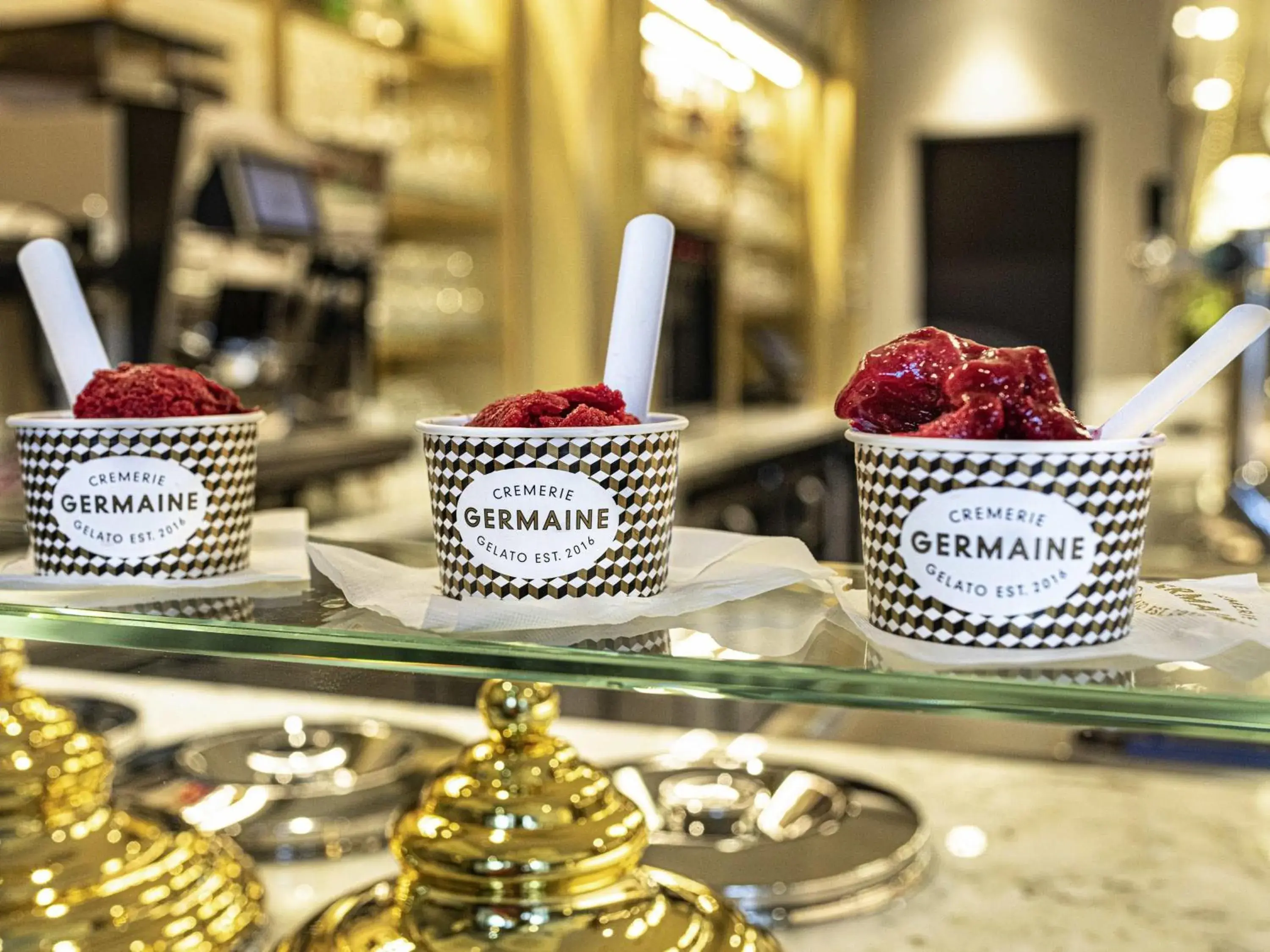 Lounge or bar in Maek Hotel Antwerp Central - Handwritten Collection Lounge or bar in Maek Hotel Antwerp Central - Handwritten Collection