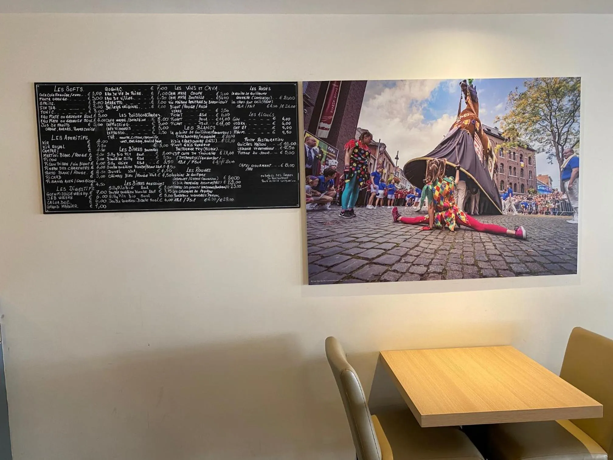 Lounge or bar in Hotel-Restaurant Horizon Ath-Lessines