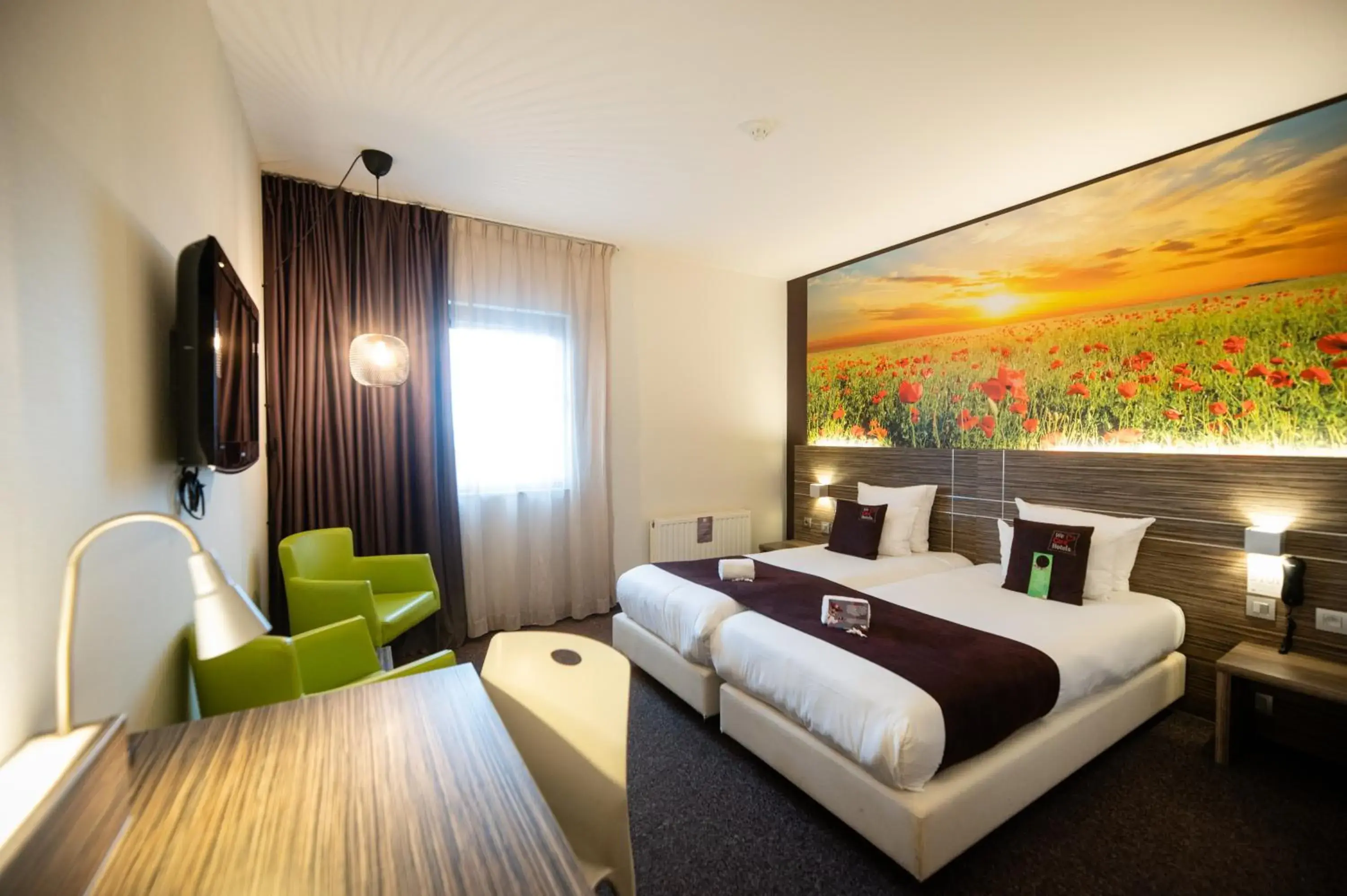 Standard Twin Room with Shower in Hotel-Restaurant Horizon Ath-Lessines Standard Twin Room with Shower in Hotel-Restaurant Horizon Ath-Lessines