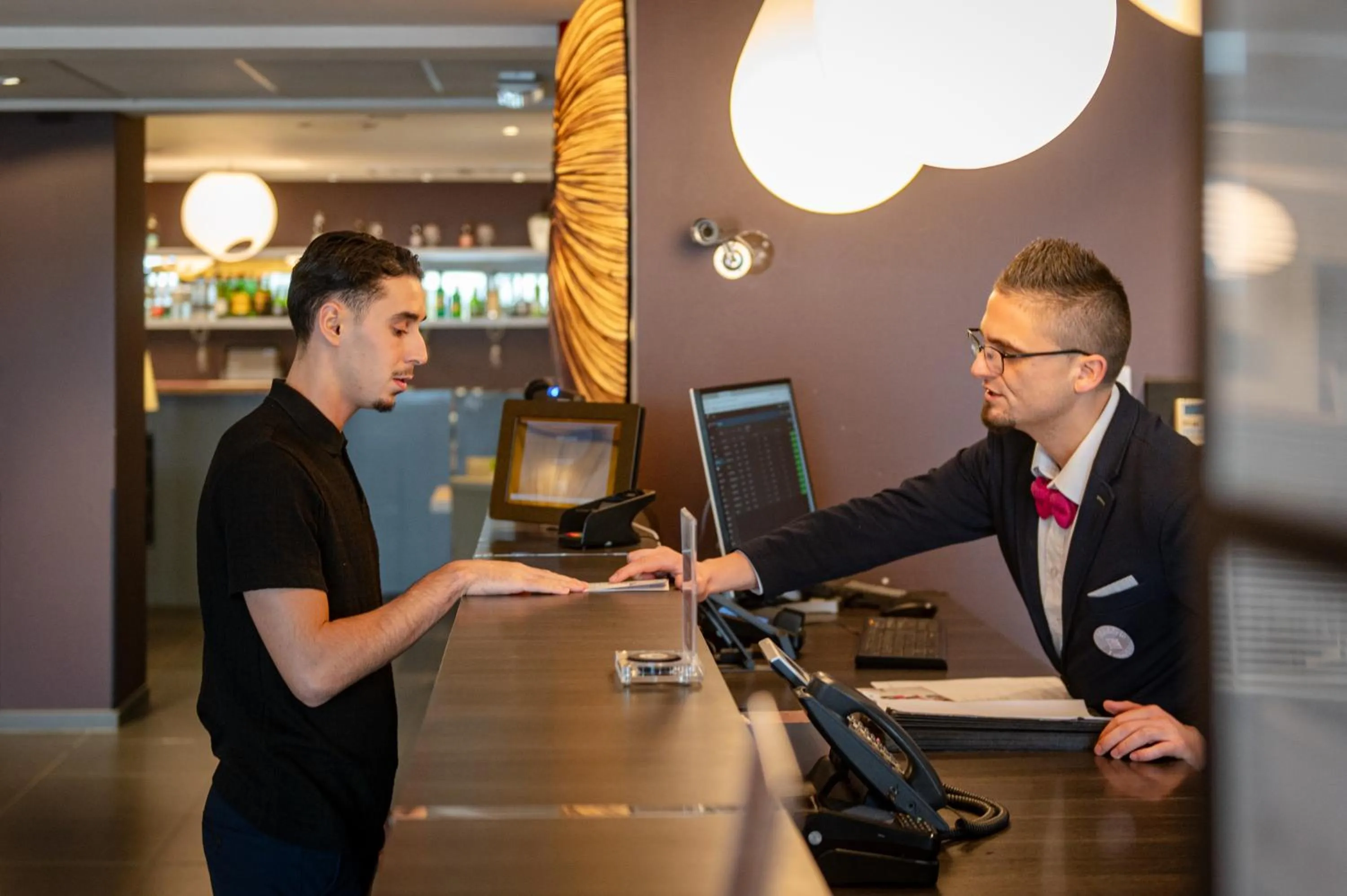 People in Hotel-Restaurant Horizon Ath-Lessines