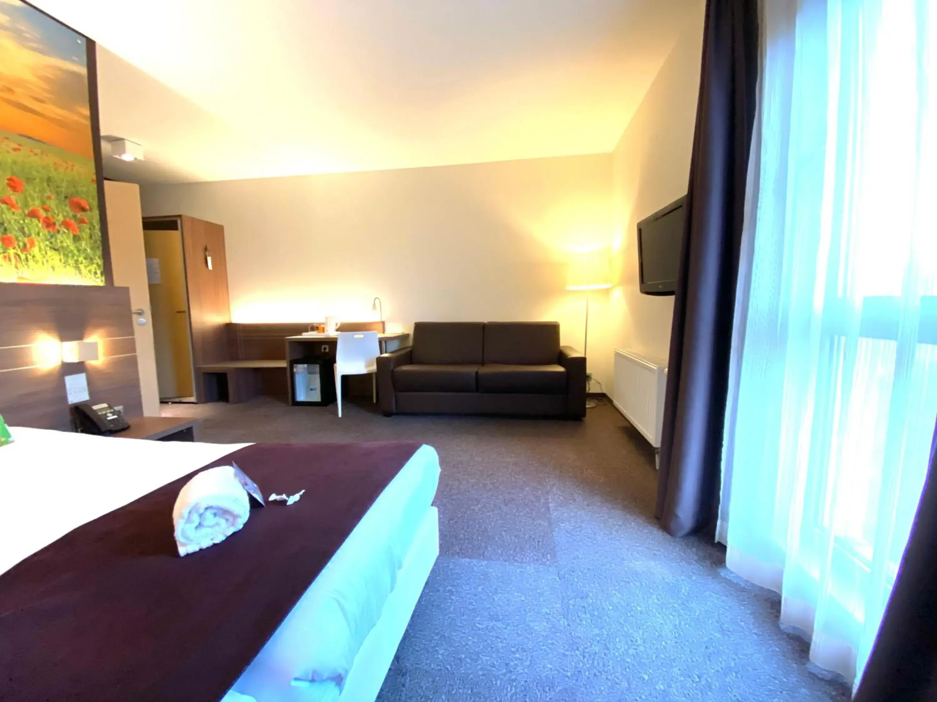 Quadruple Room in Hotel-Restaurant Horizon Ath-Lessines Quadruple Room in Hotel-Restaurant Horizon Ath-Lessines