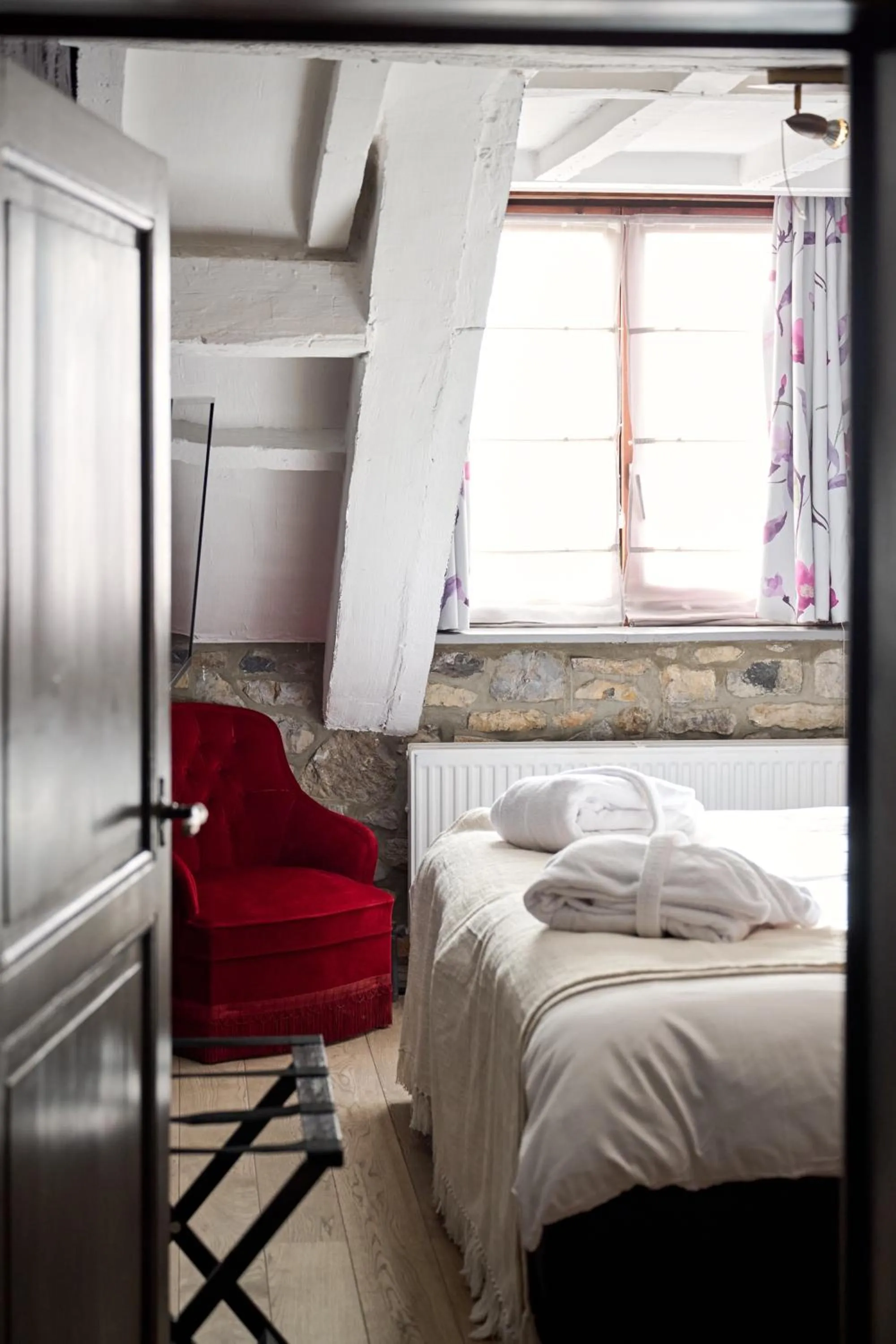 Bed in Hotel La Malle Poste