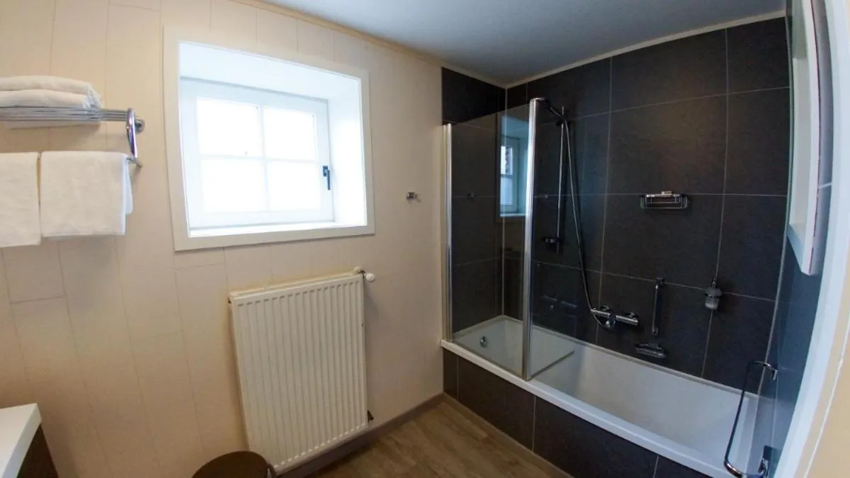 Bathroom in B&B Ter Gracht