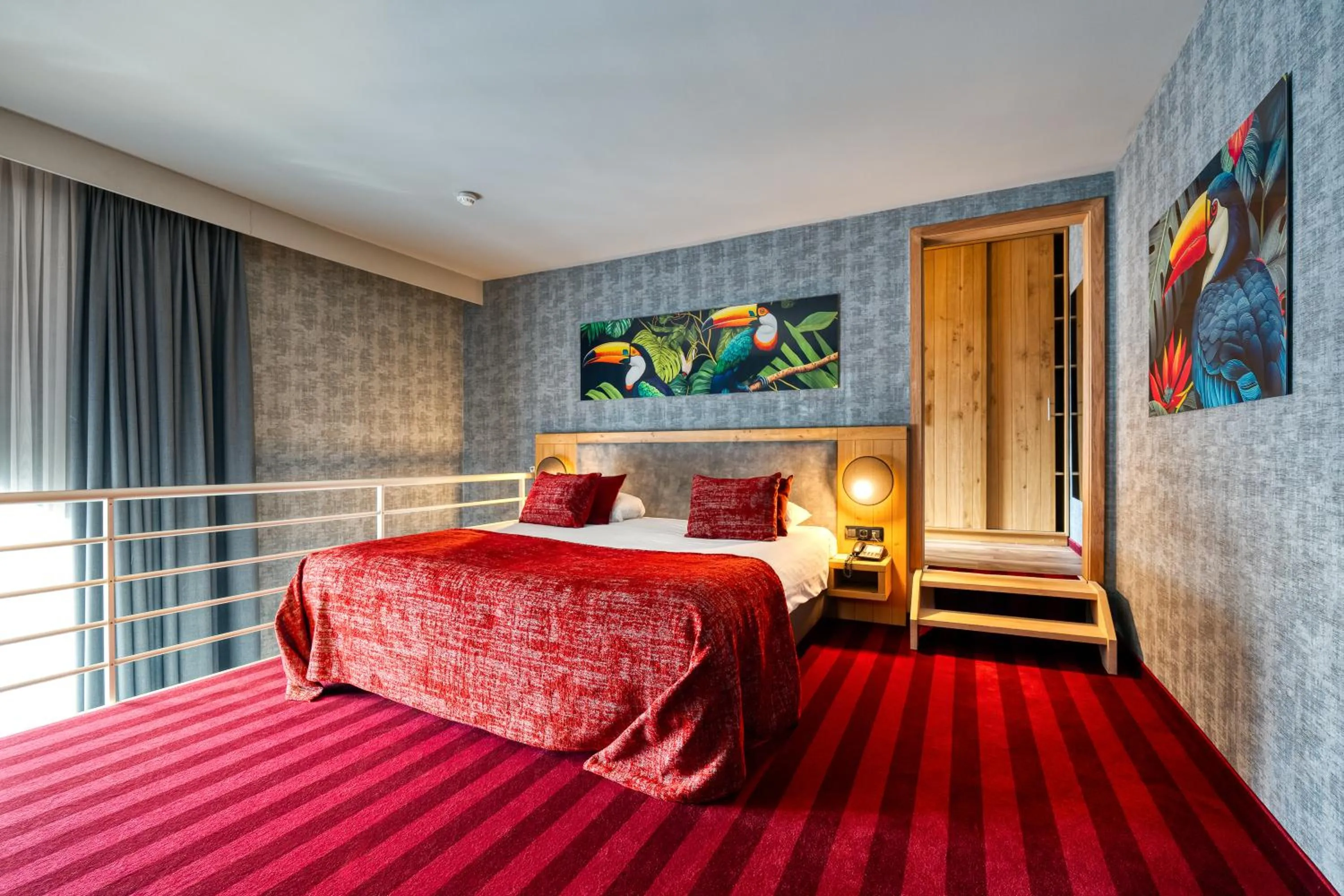 Bedroom, Bed in Hotel Verviers Van der Valk