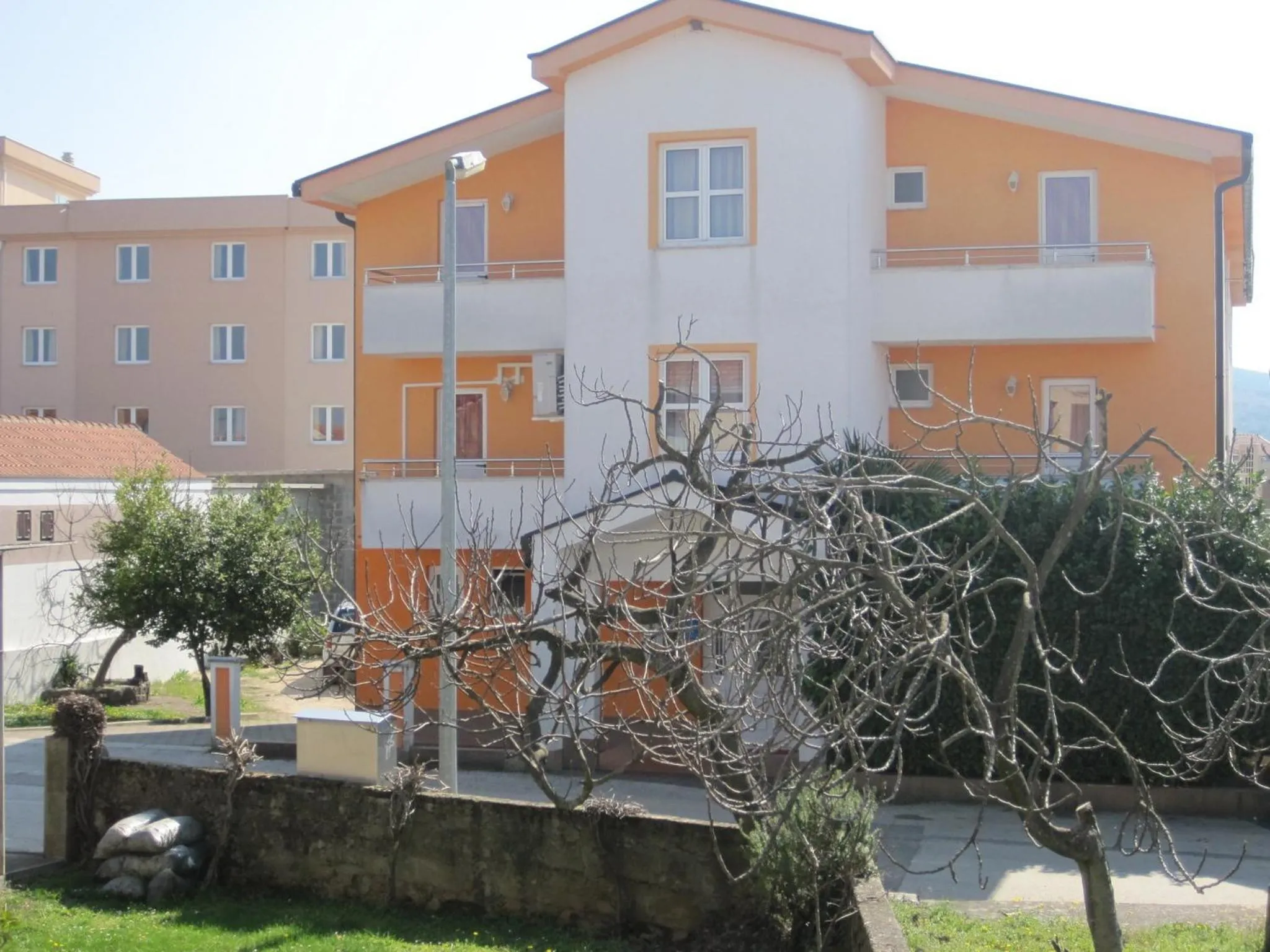 Property building in Rooms Sole