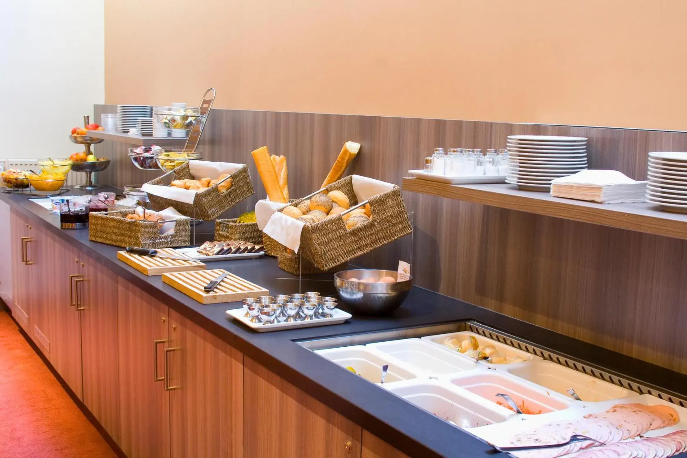 Restaurant/places to eat in Atlas Hotel Brussels Restaurant/places to eat in Atlas Hotel Brussels