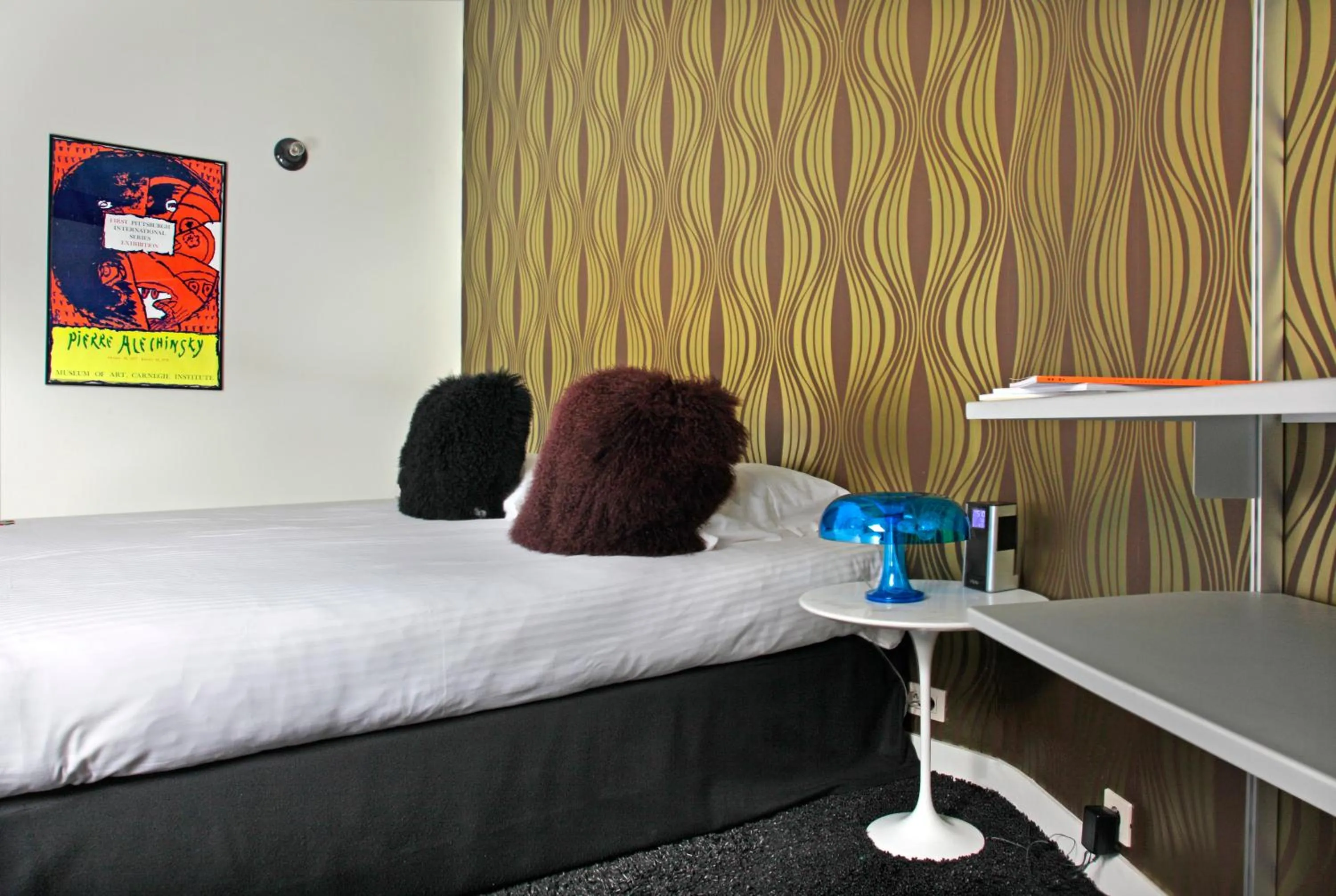 Bed in Vintage Hotel Brussels