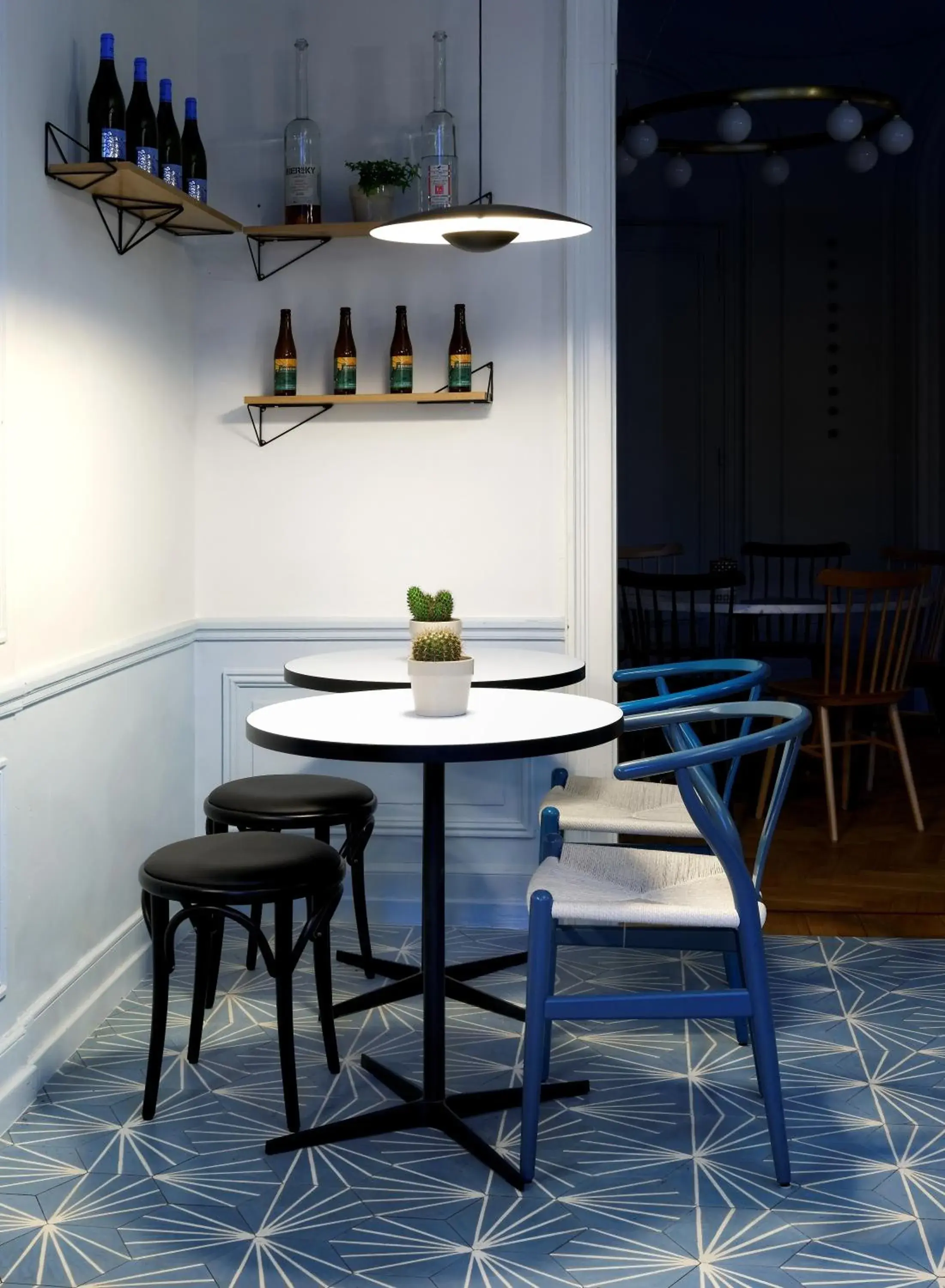 Lounge or bar in Vintage Hotel Brussels Lounge or bar in Vintage Hotel Brussels