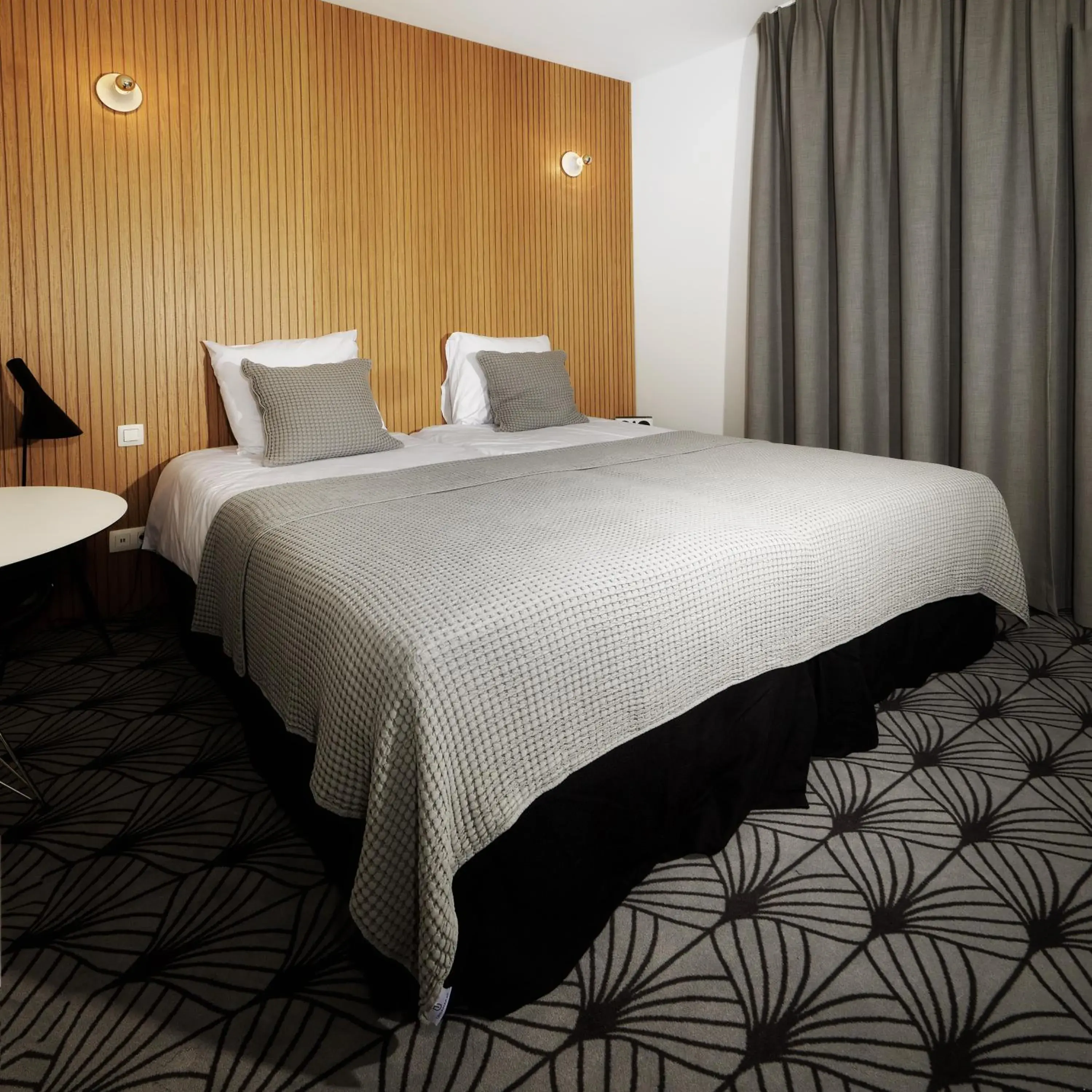 Bed in Vintage Hotel Brussels Bed in Vintage Hotel Brussels