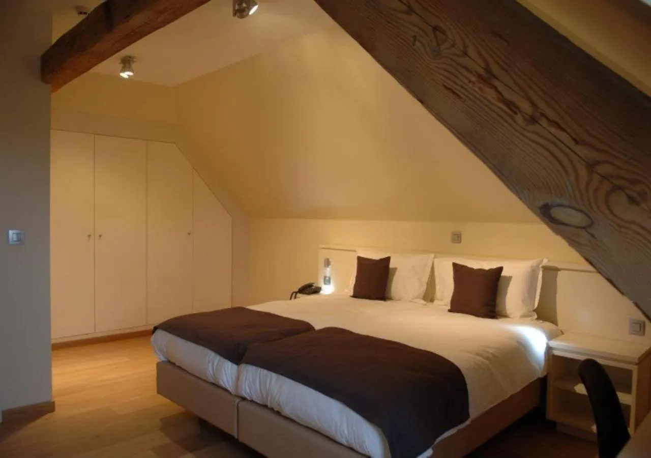 Bed in Hostellerie De Biek