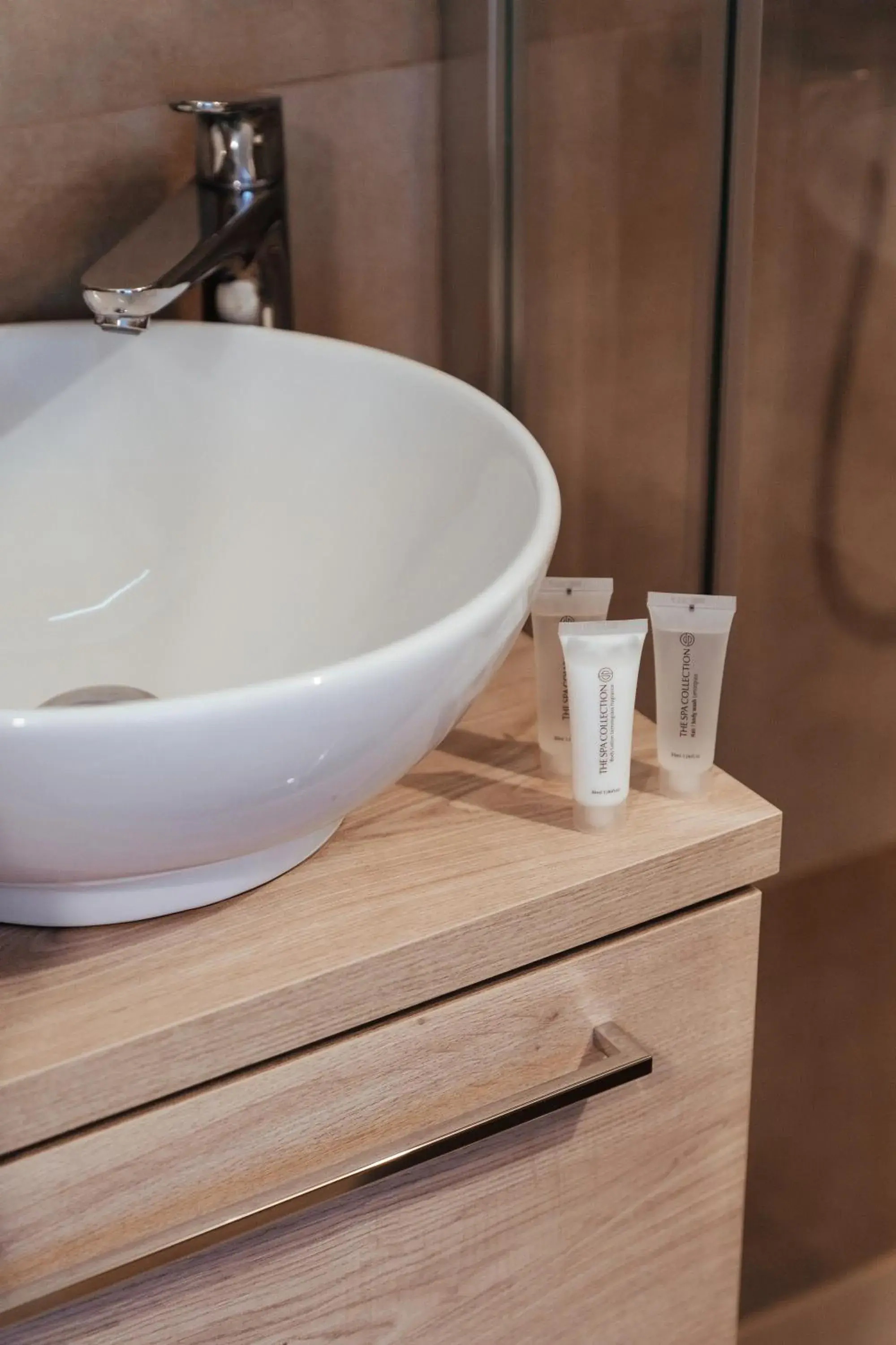 Budget Twin Room - single occupancy in Hotel Brasserie De Beiaard Budget Twin Room - single occupancy in Hotel Brasserie De Beiaard