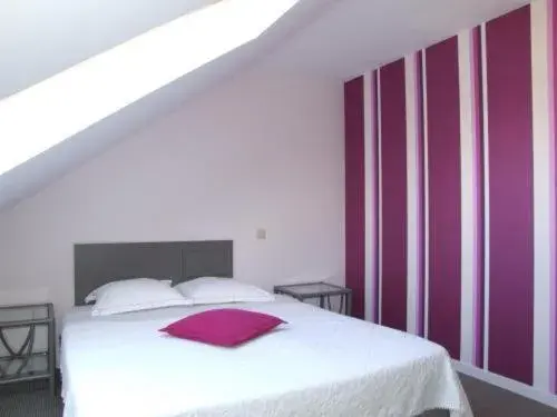 Small Double Room in Well'in Hotel Small Double Room in Well'in Hotel