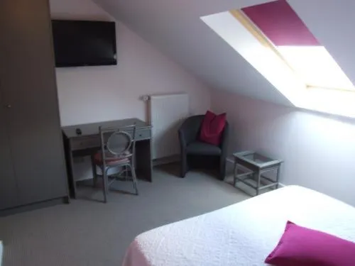 Bed in Well'in Hotel