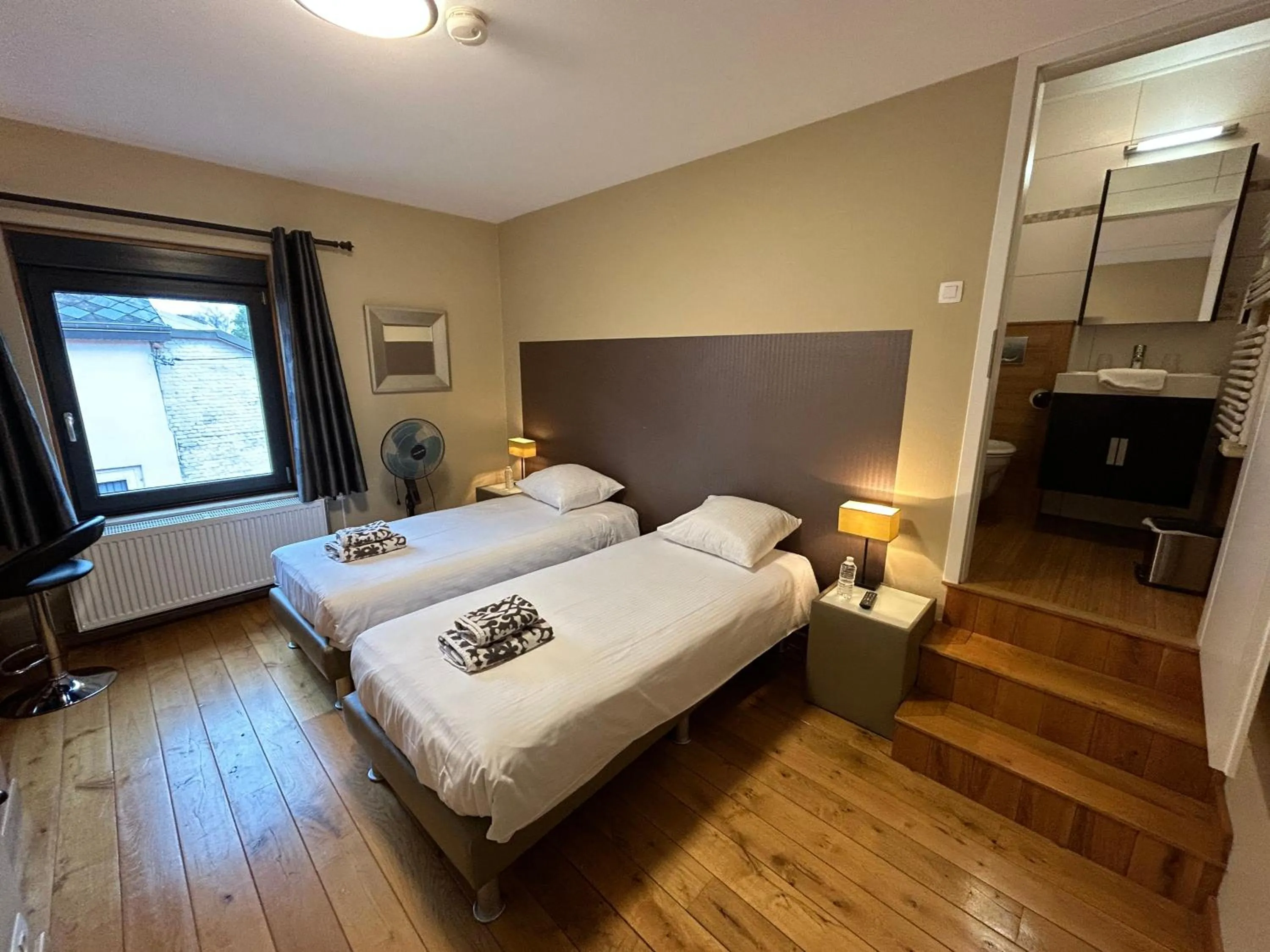 TV and multimedia, Bed in Race & Rooms