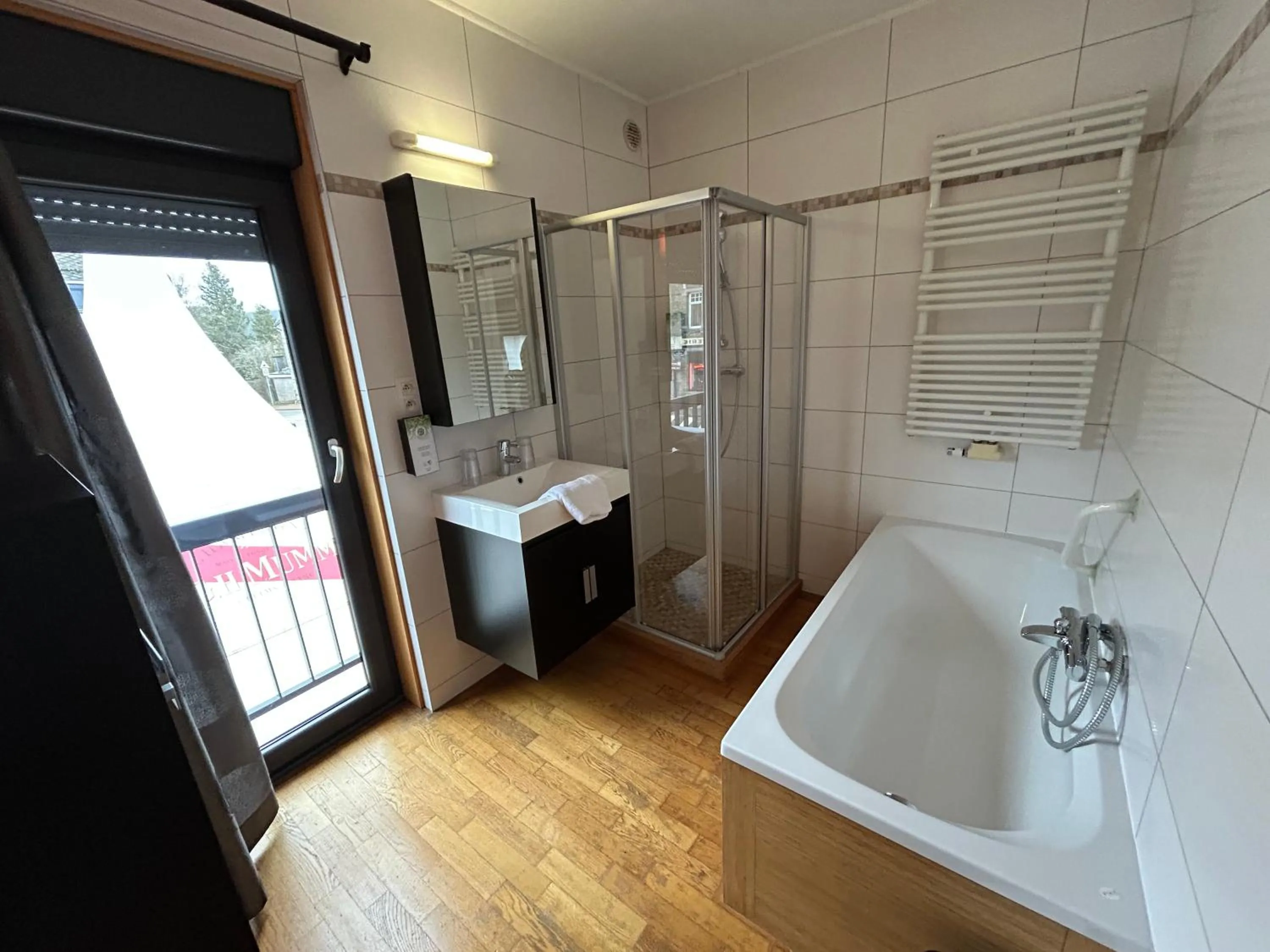 Bathroom in Race & Rooms