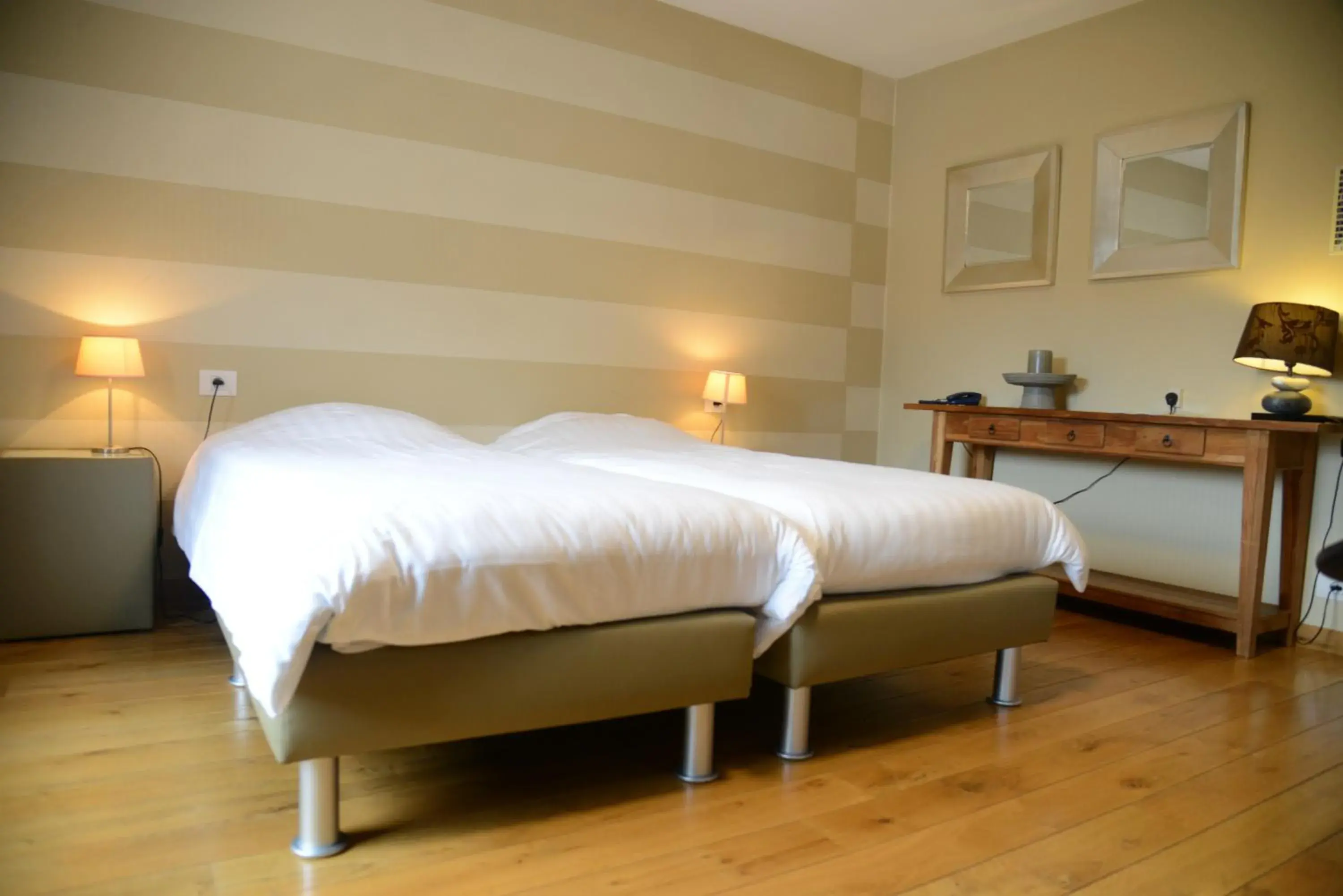 Triple Room in Race & Rooms Triple Room in Race & Rooms