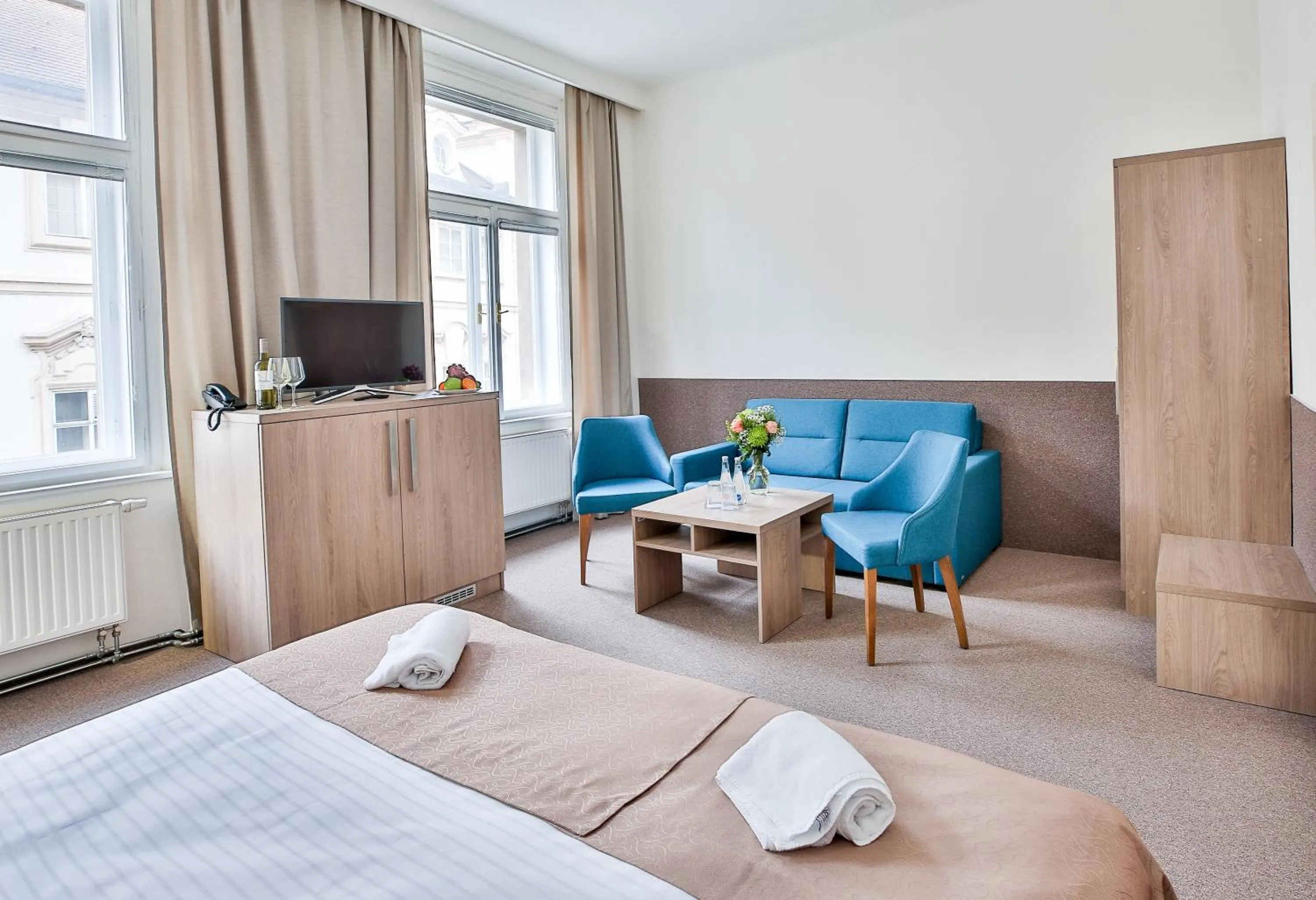 Bed in Apartments Embassy by LH