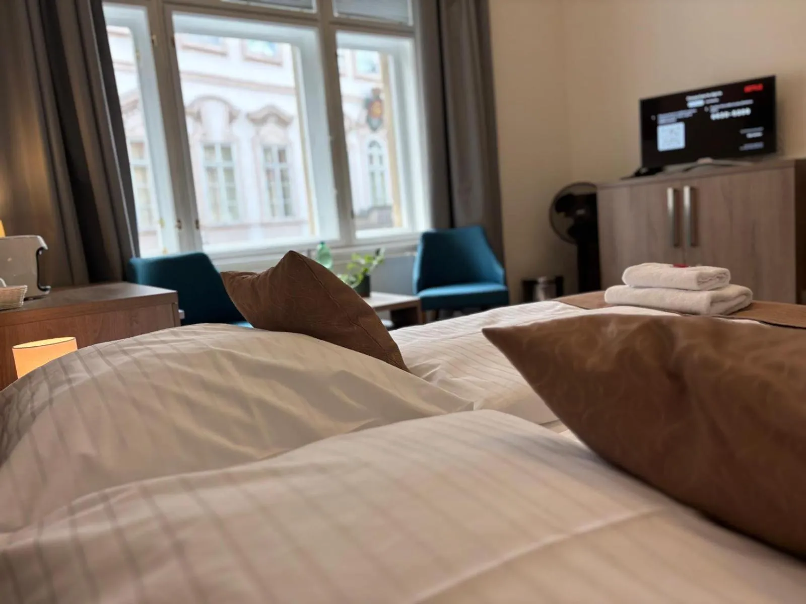 Bed in Apartments Embassy by LH