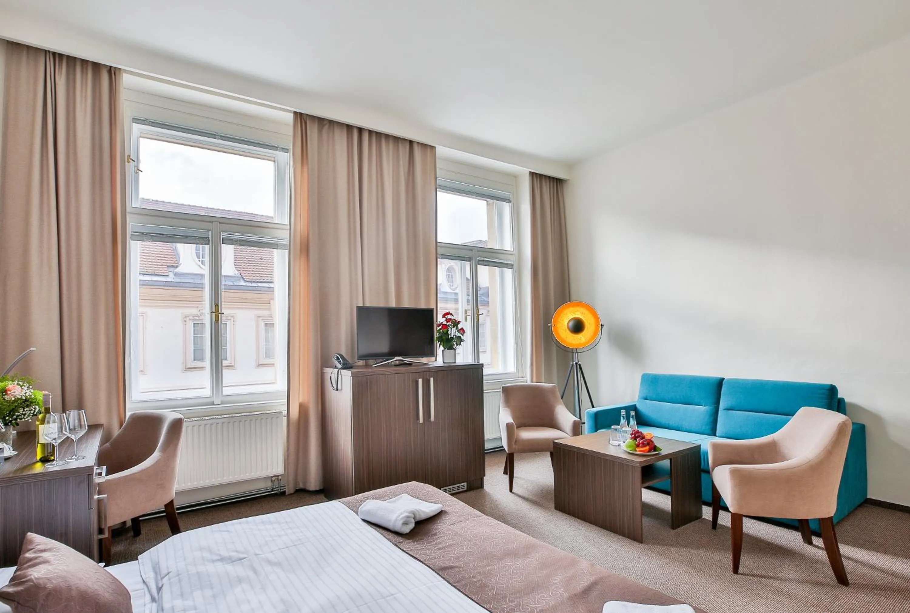 Bed in Apartments Embassy by LH