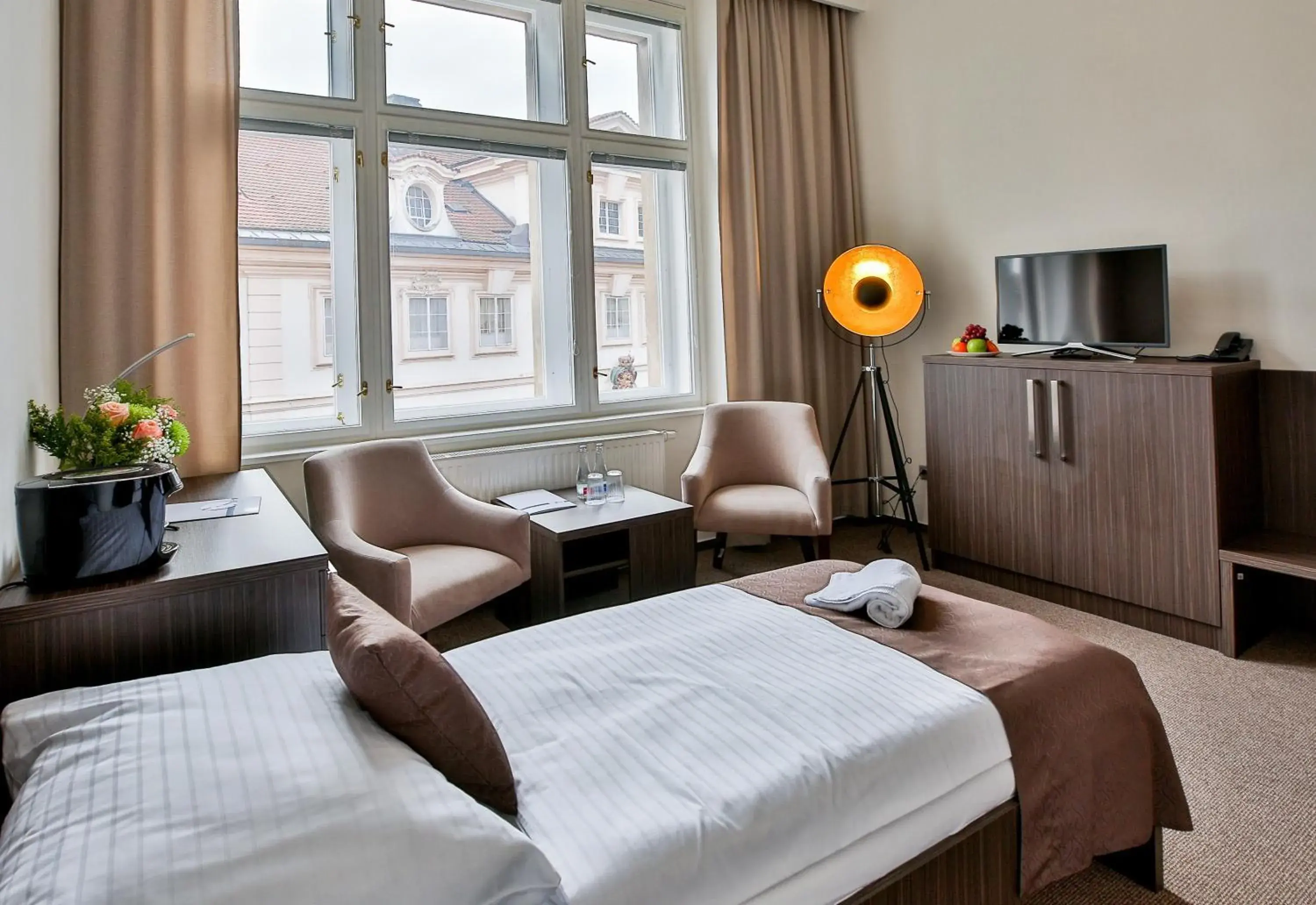 Bed in Apartments Embassy by LH Bed in Apartments Embassy by LH