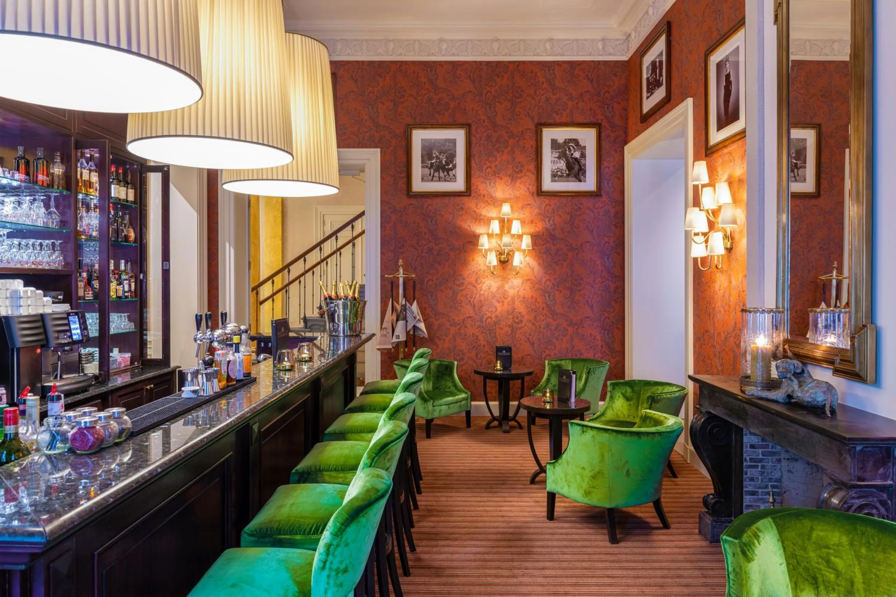 Lounge or bar in Grand Hotel Casselbergh