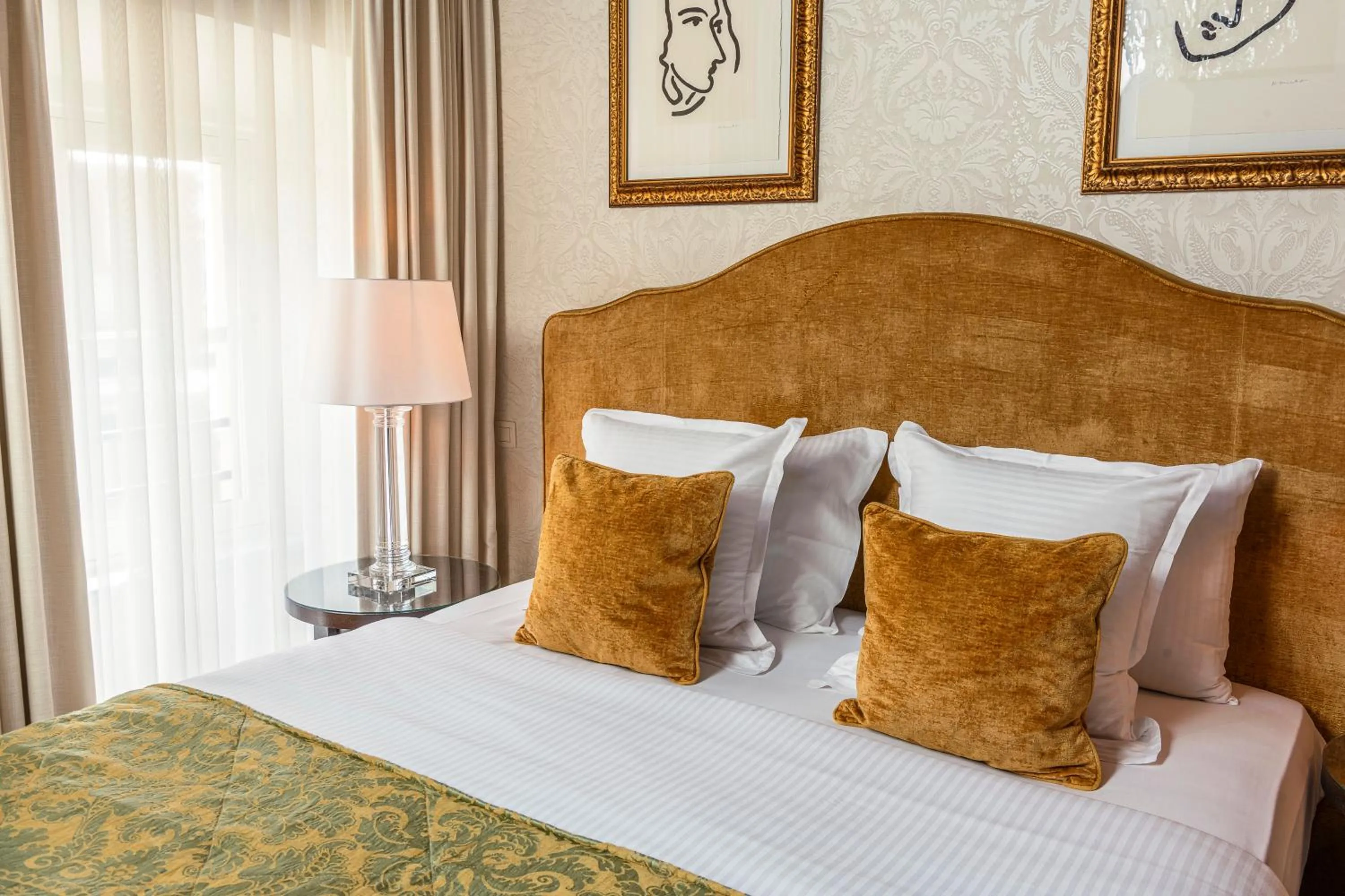 Bed in Grand Hotel Casselbergh