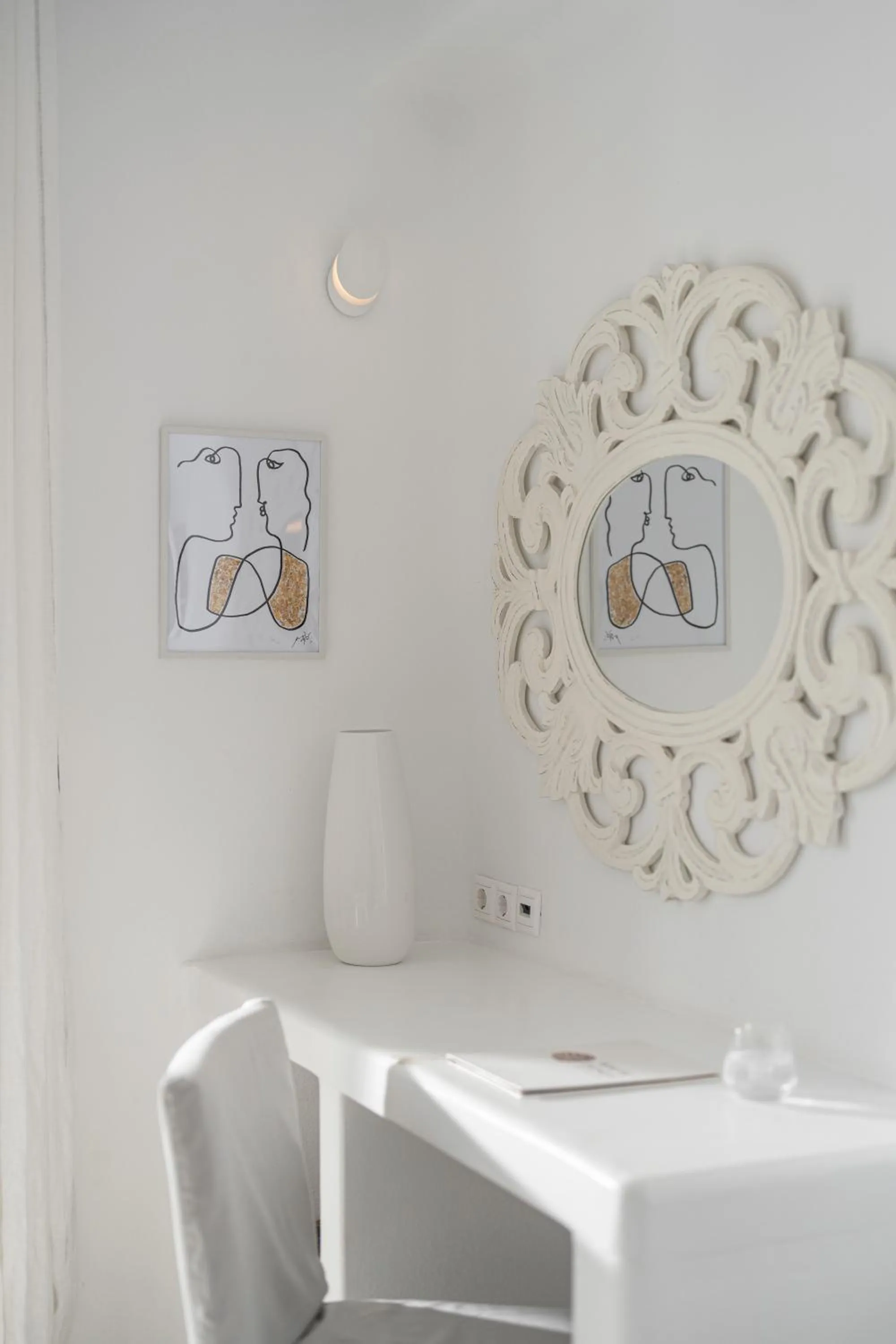 Decorative detail in White Dunes Luxury Boutique Hotel