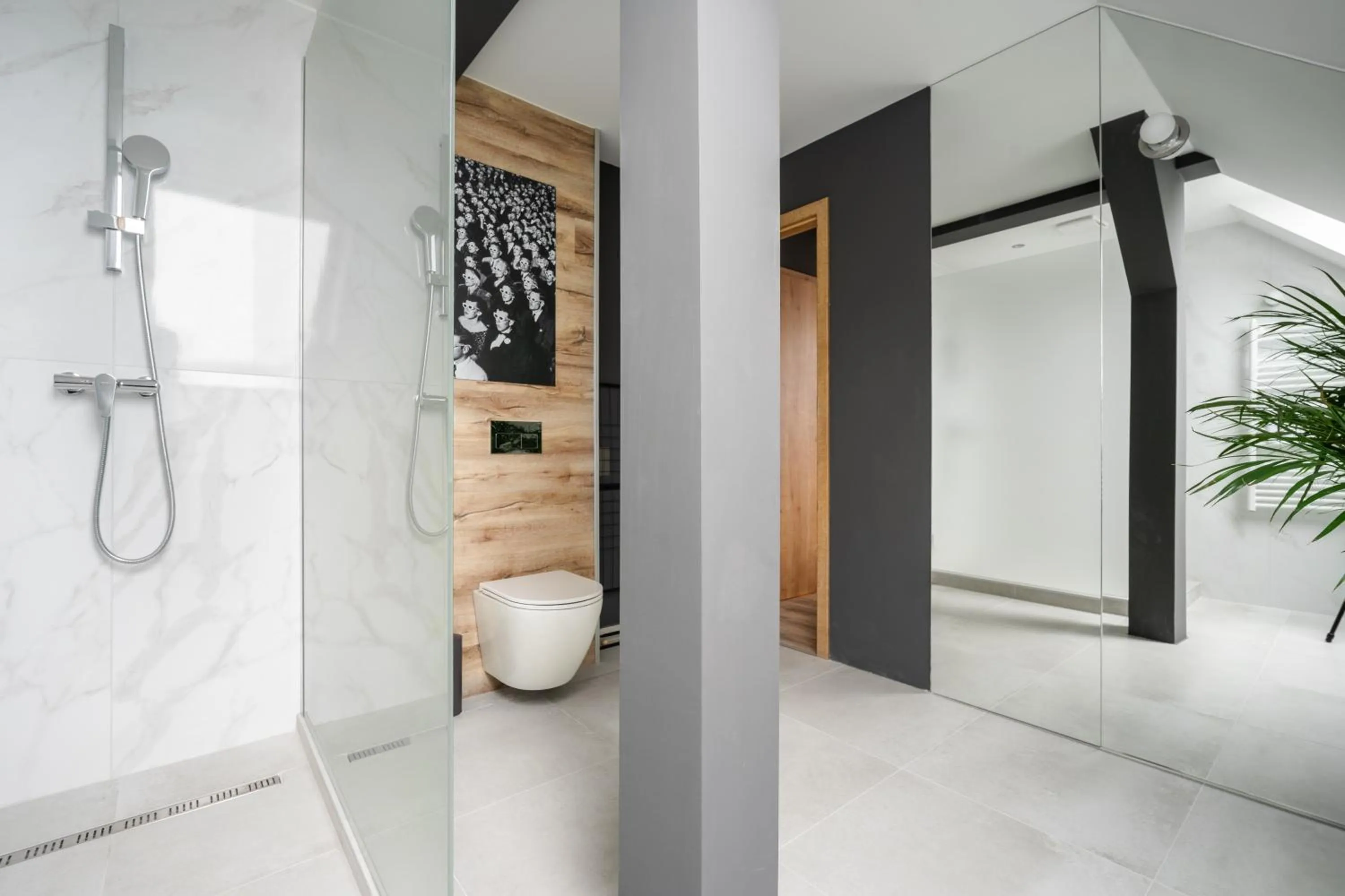 Bathroom in Onyx Luxury