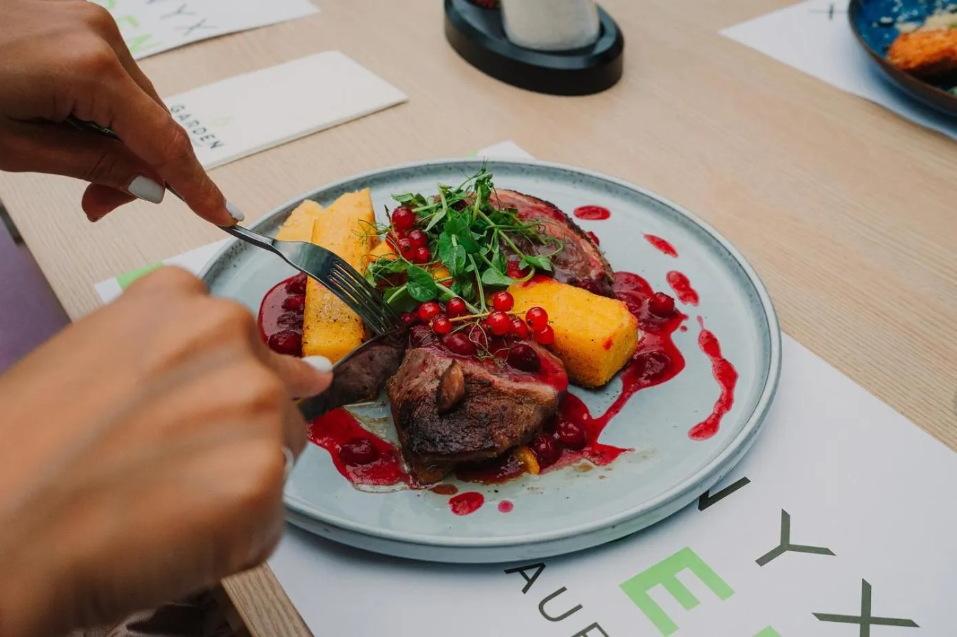 Dinner in Onyx Luxury