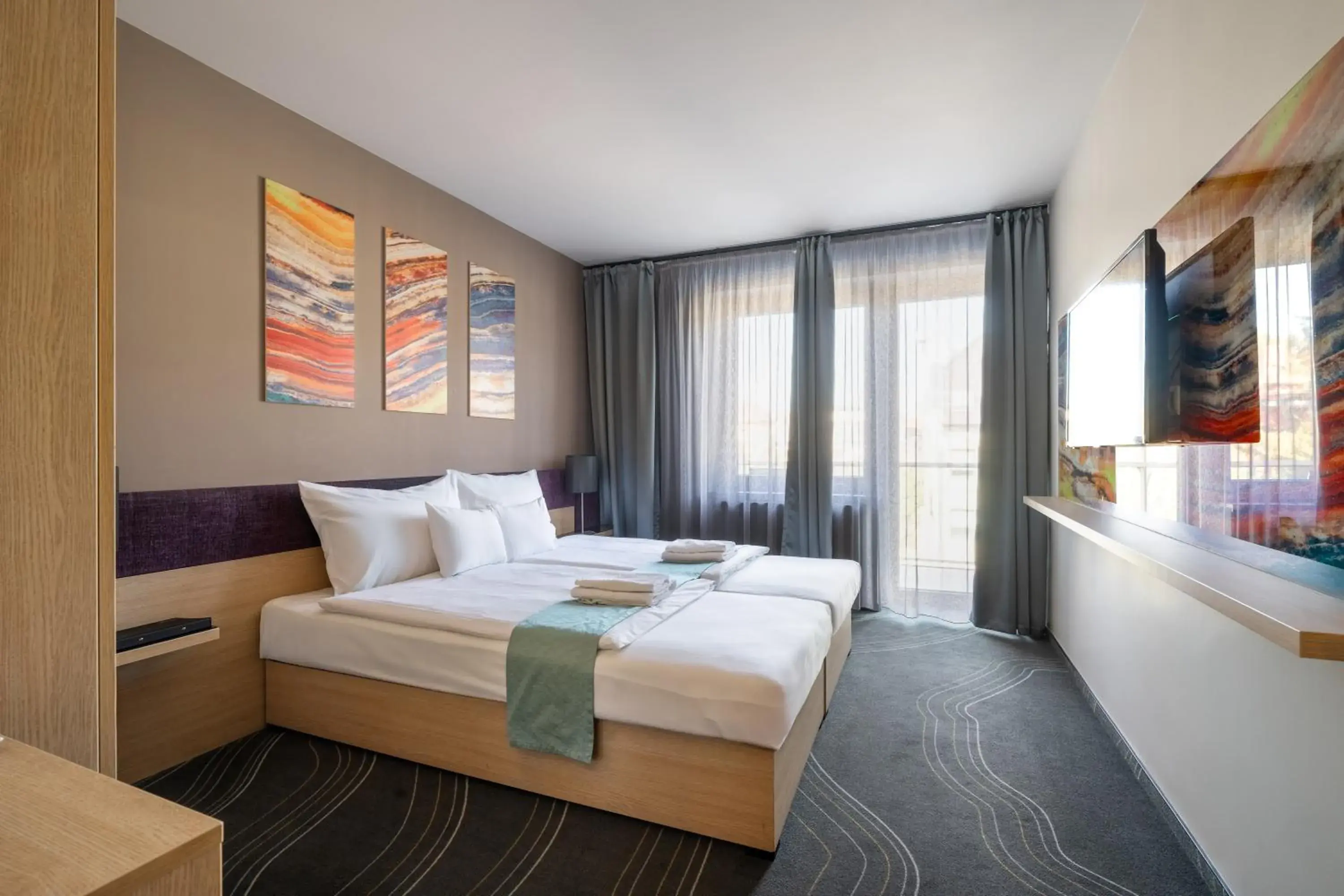 Deluxe Quadruple Room in Onyx Luxury Deluxe Quadruple Room in Onyx Luxury