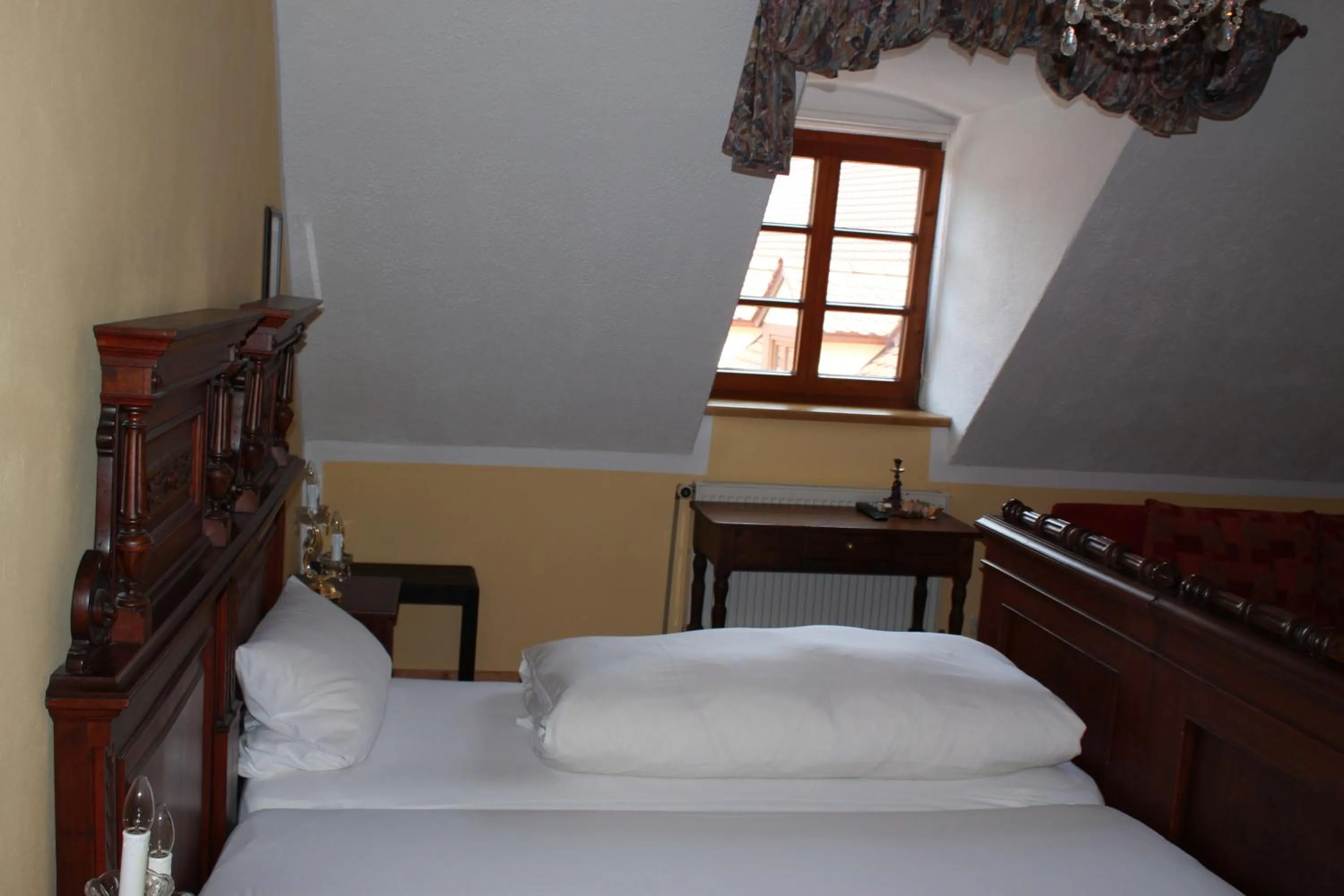 Photo of the whole room, Bed in Landhotel Kahrmühle