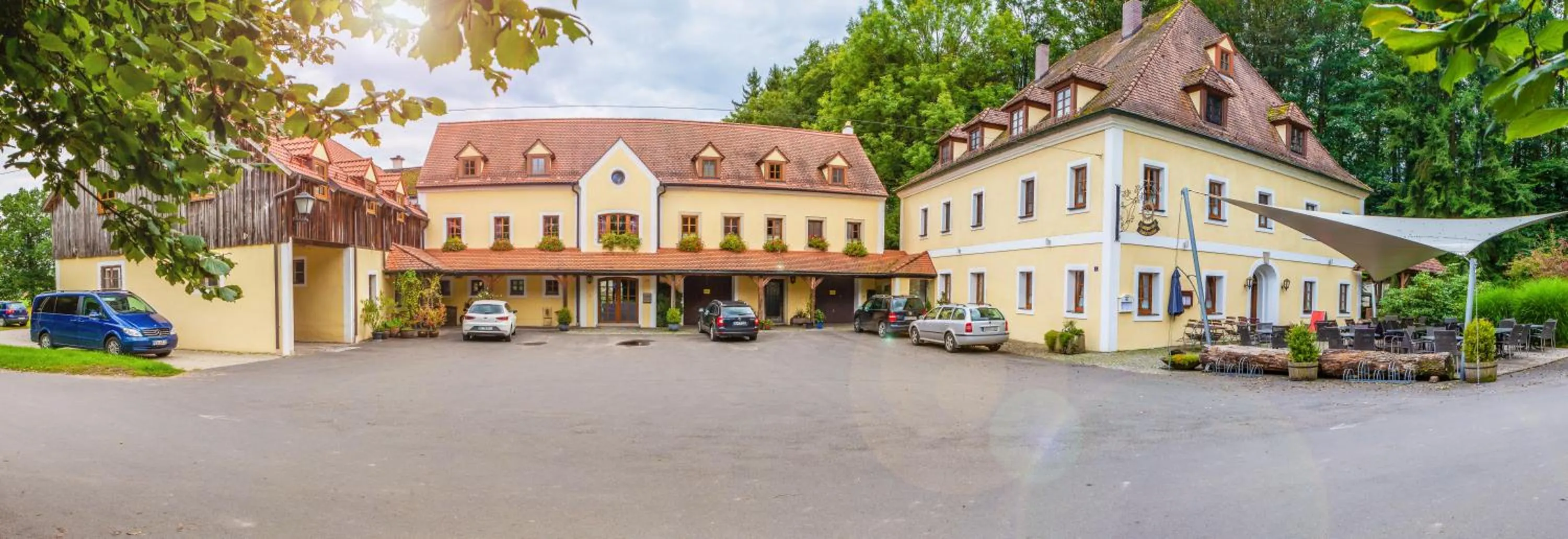 Property building in Landhotel Kahrmühle
