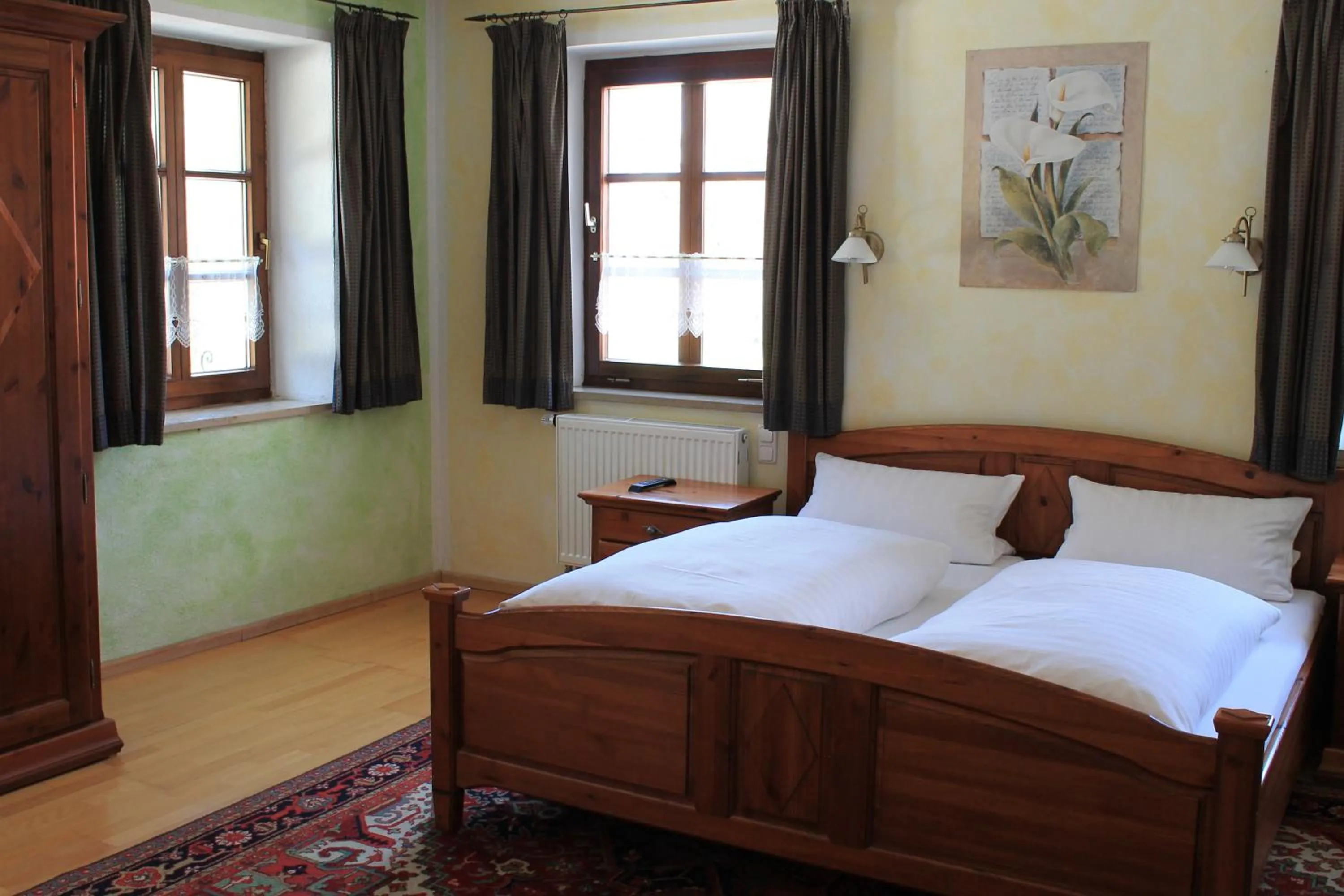 Photo of the whole room, Bed in Landhotel Kahrmühle