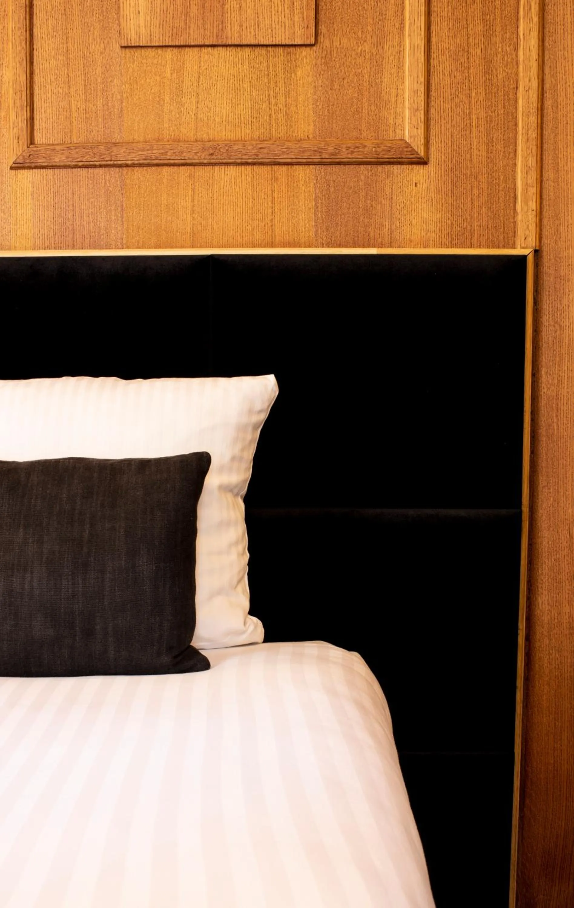 Bed in Hotel Esperance