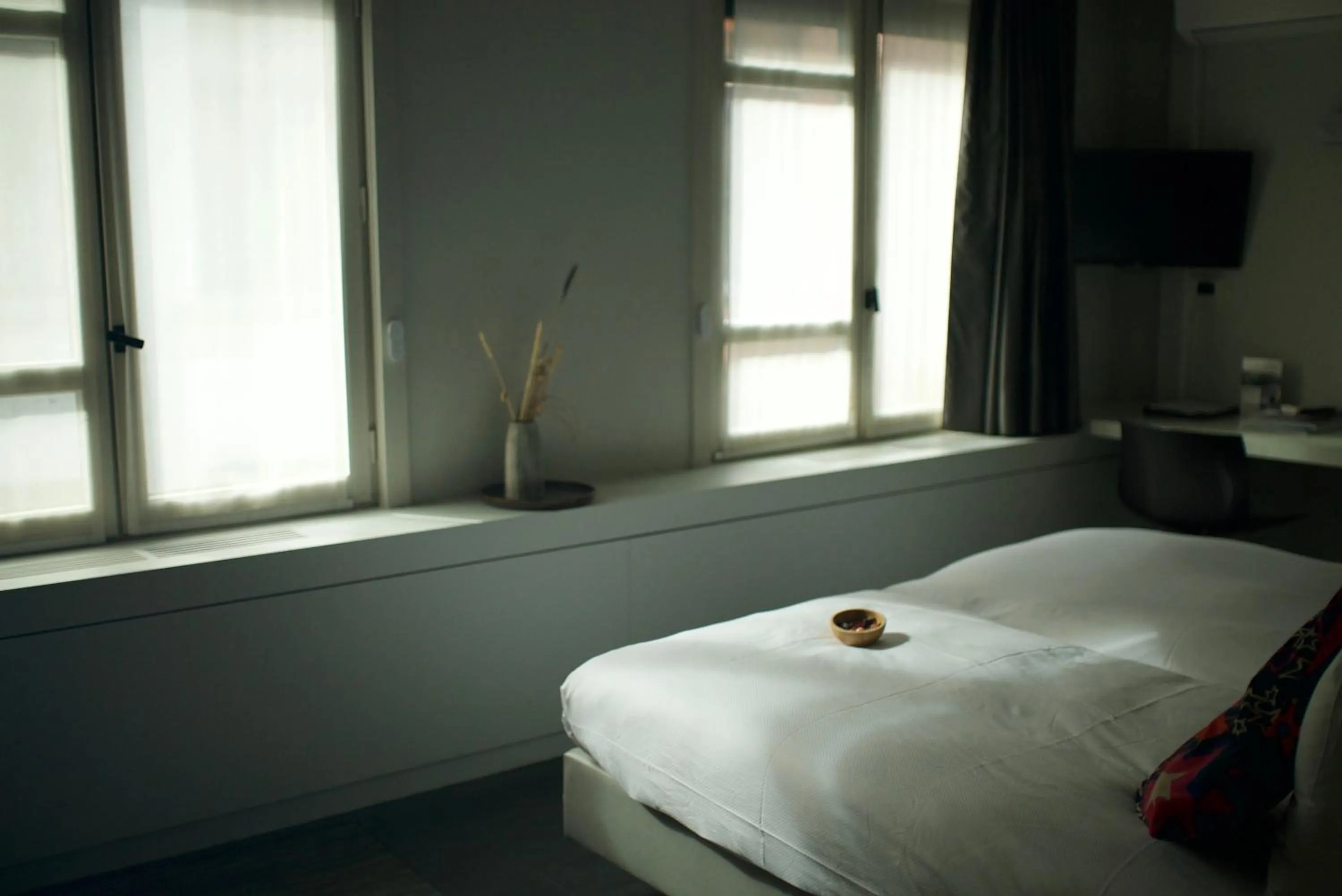 Photo of the whole room, Bed in Hotel Matelote