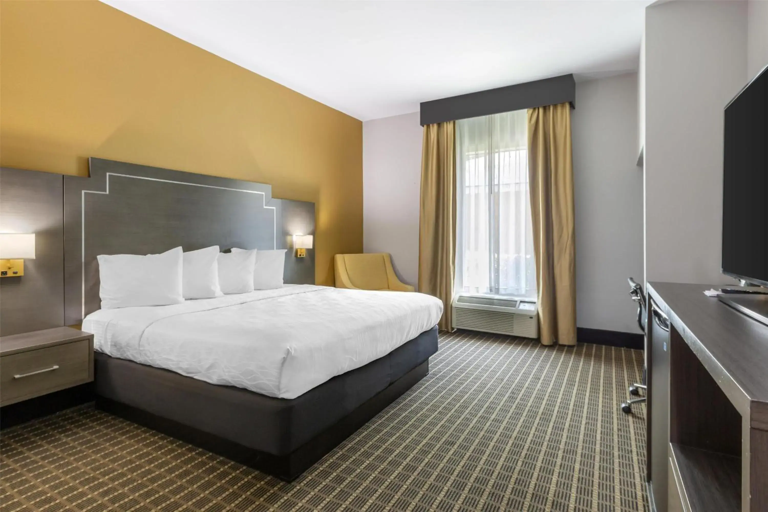 Bedroom, Bed in Best Western Plus Regency Park Bedroom, Bed in Best Western Plus Regency Park