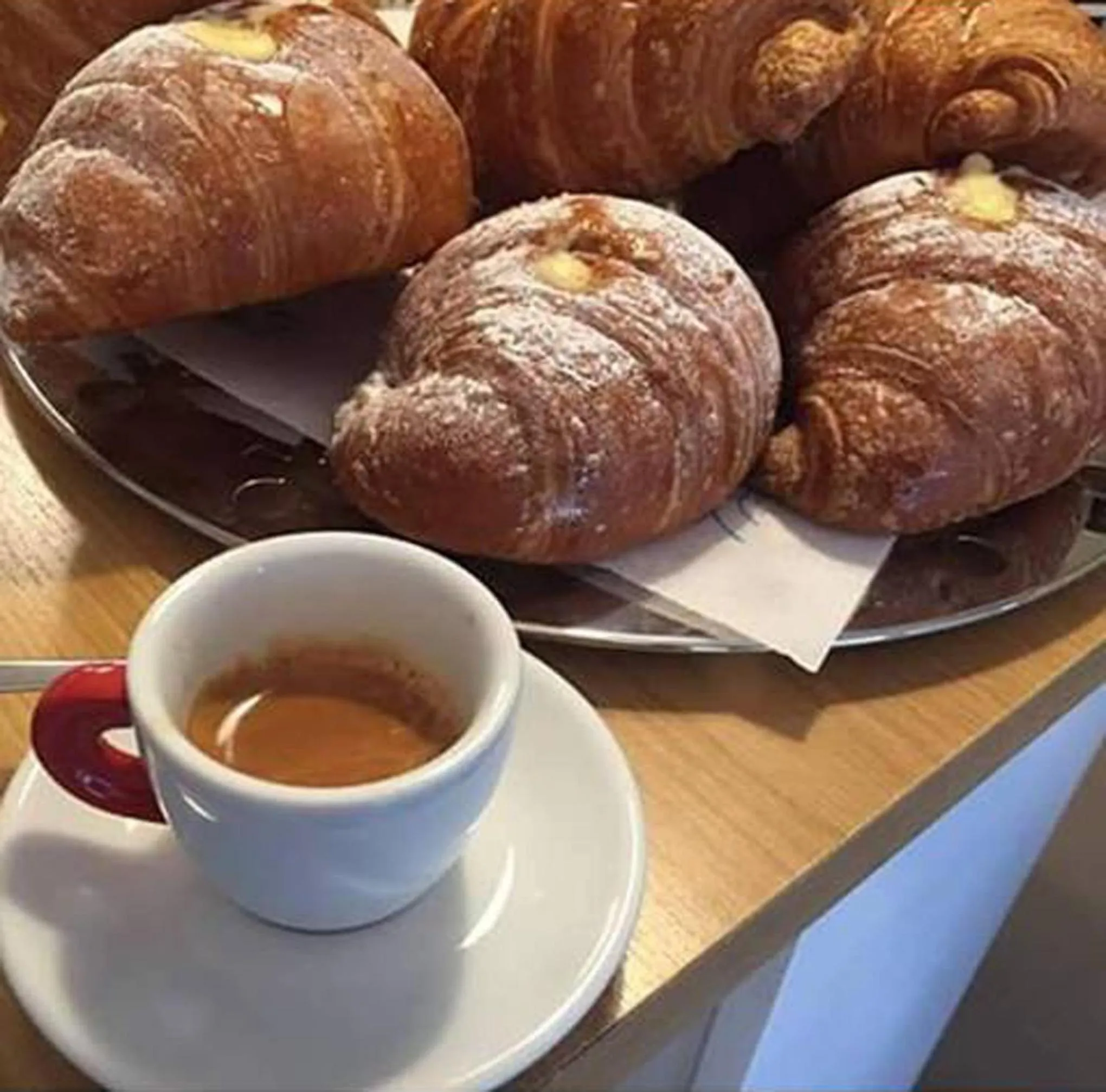 Lounge or bar in Levante Residence