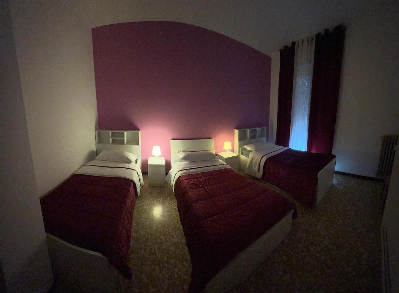 Triple Room with Shared Bathroom in Aeroporto room