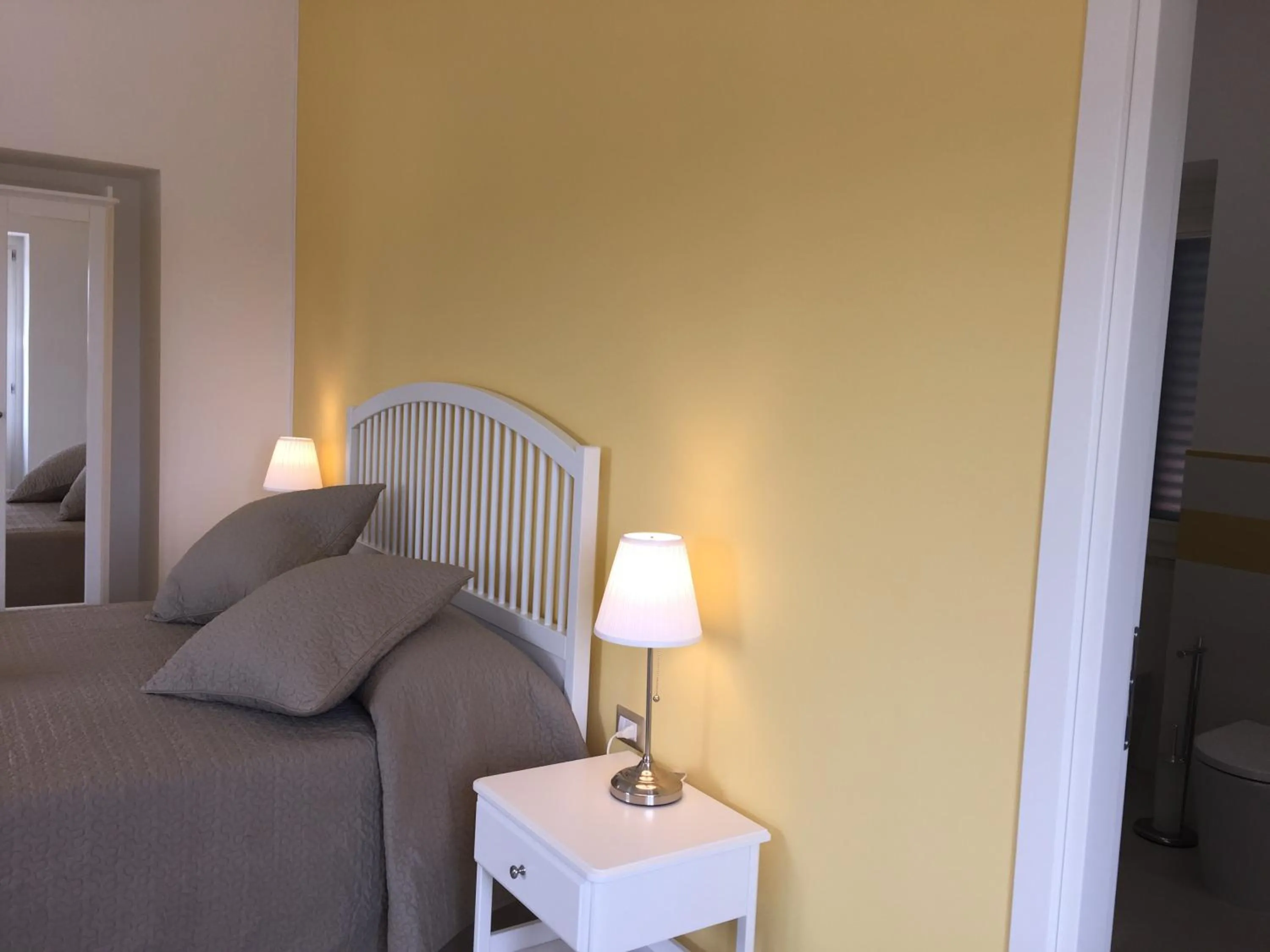 Bed in Isola Charm B&B - Pool & Nature Stay