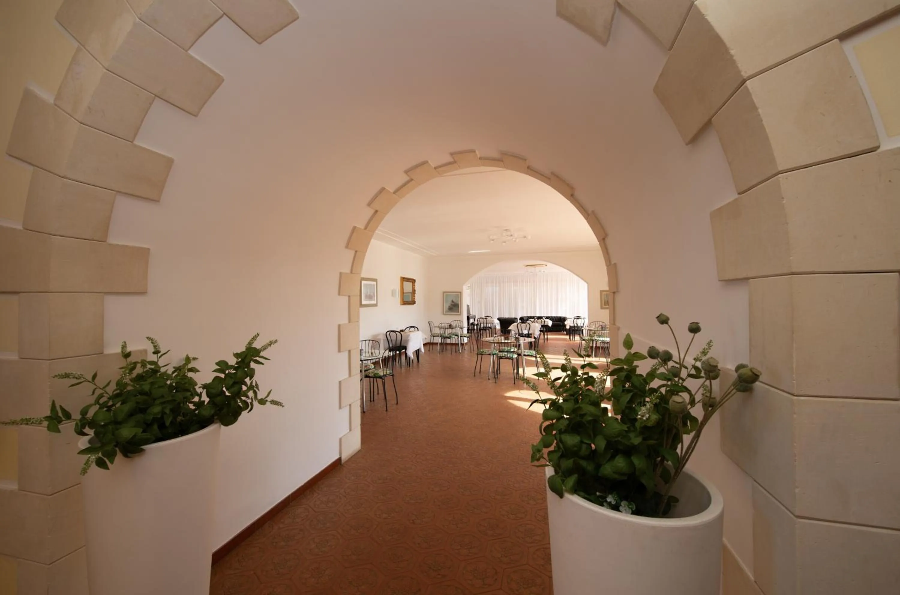 Restaurant/places to eat in Isola Charm B&B - Pool & Nature Stay