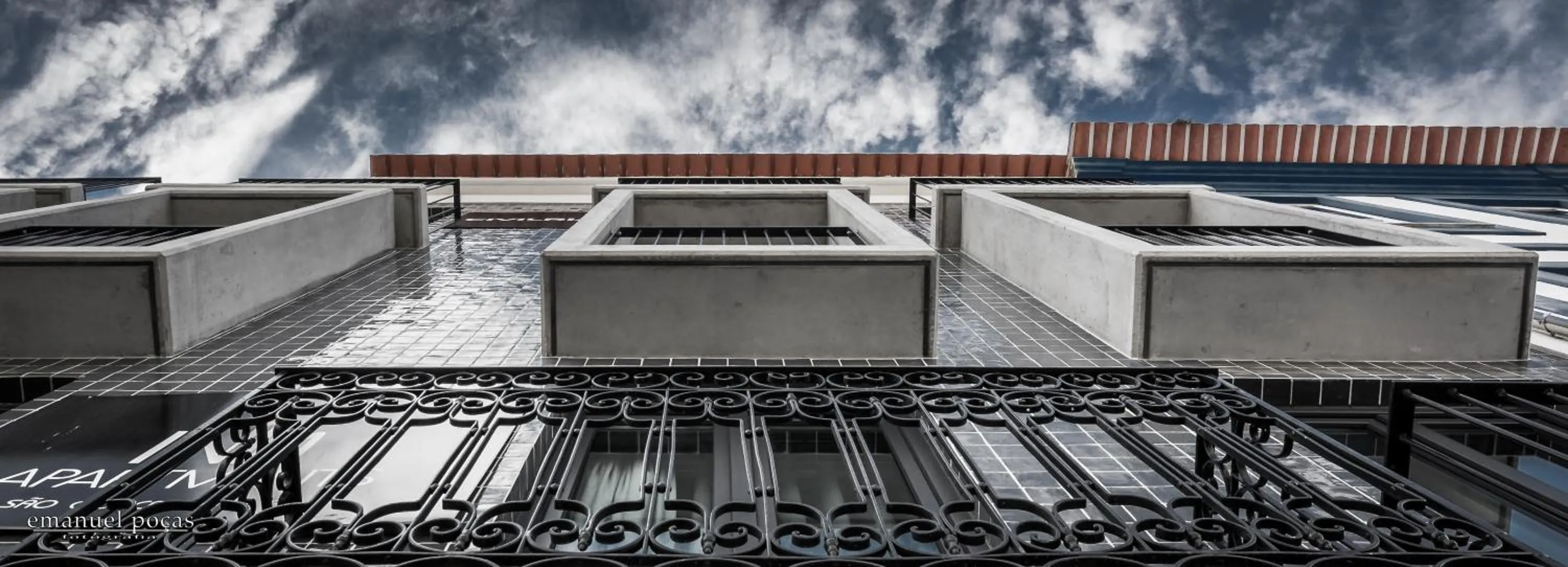 Property building in Innapartments - São Gonçalinho