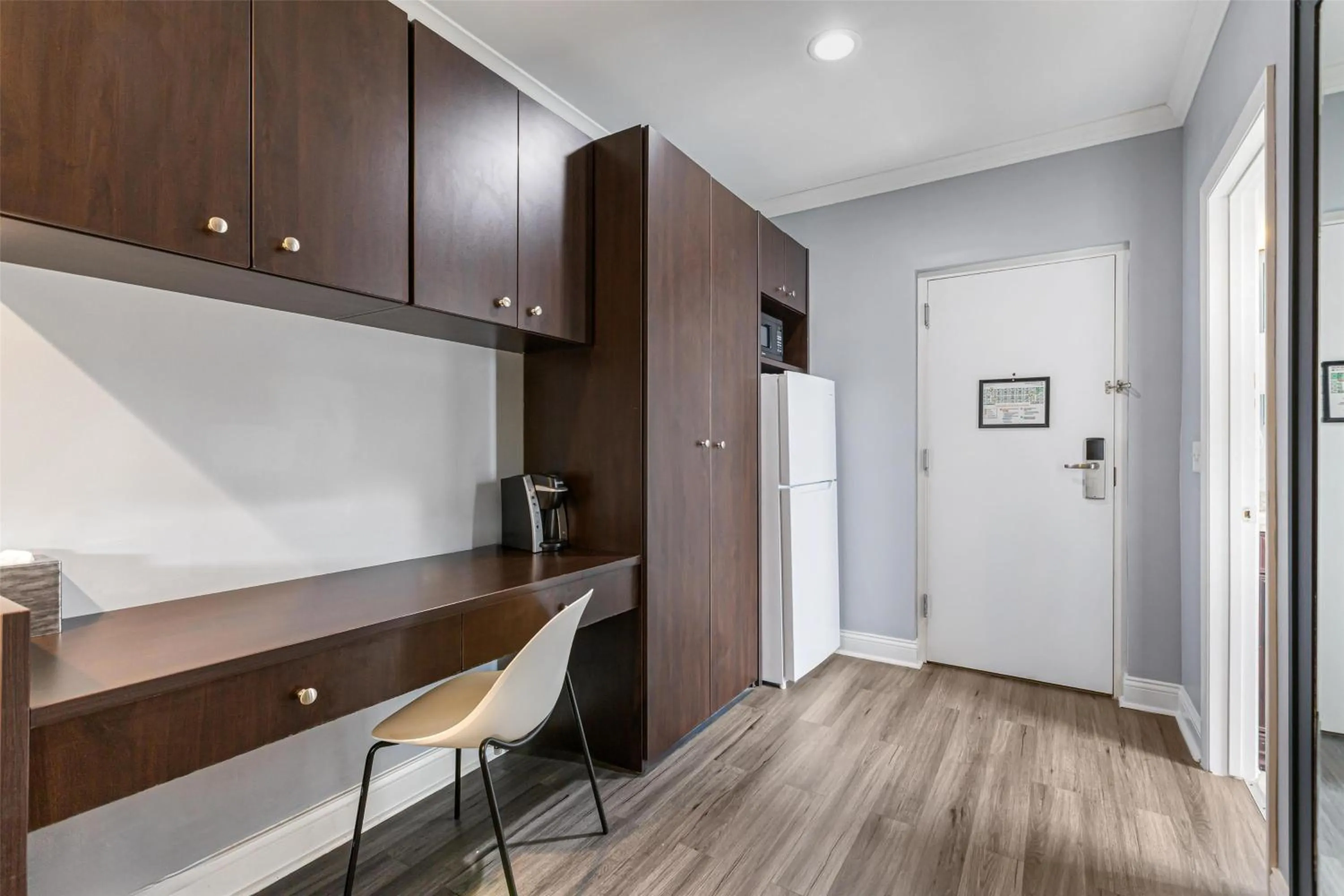 Bedroom in Hotel Chicago West Loop, SureStay Collection by Best Western