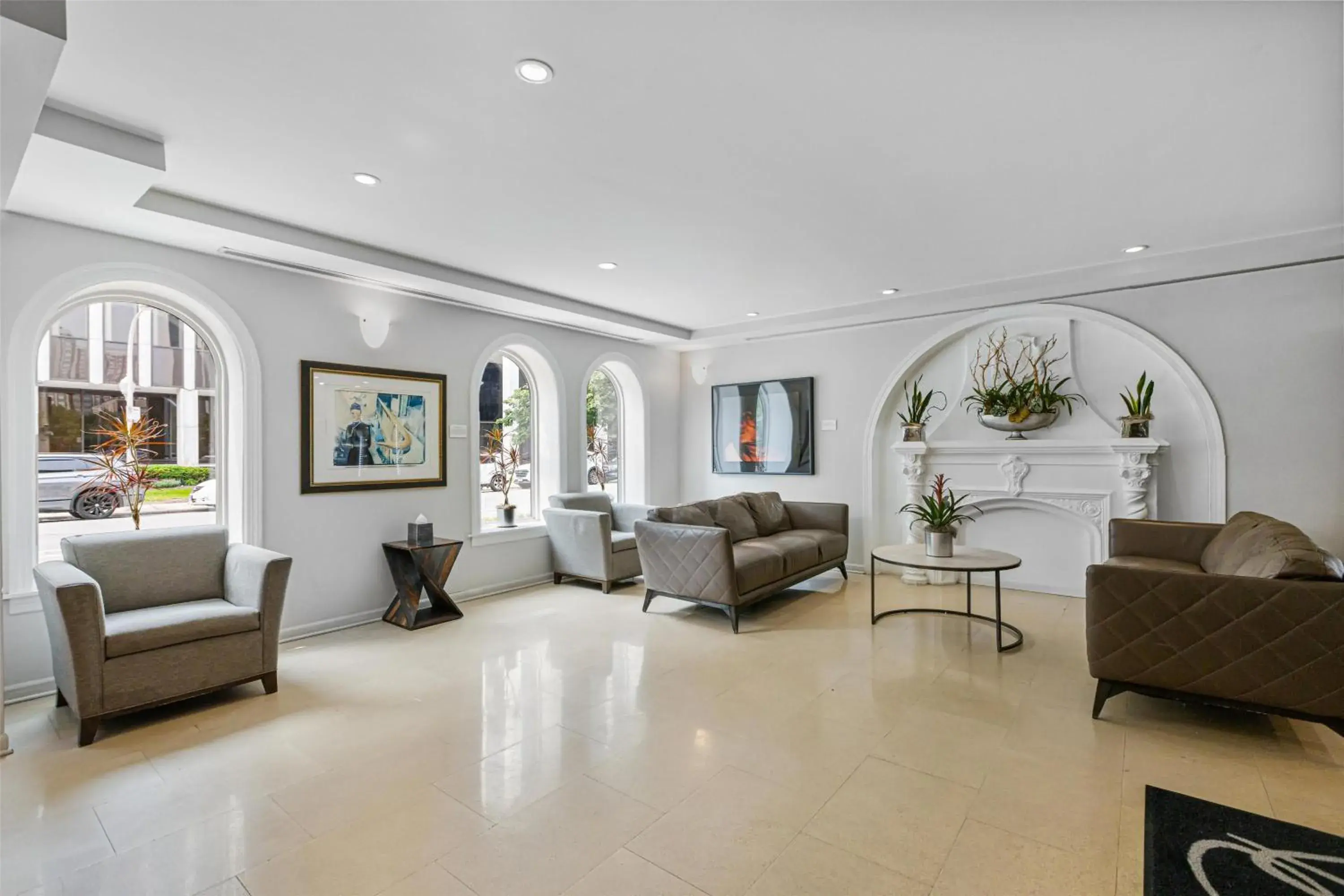 Lobby or reception in Hotel Chicago West Loop, SureStay Collection by Best Western Lobby or reception in Hotel Chicago West Loop, SureStay Collection by Best Western