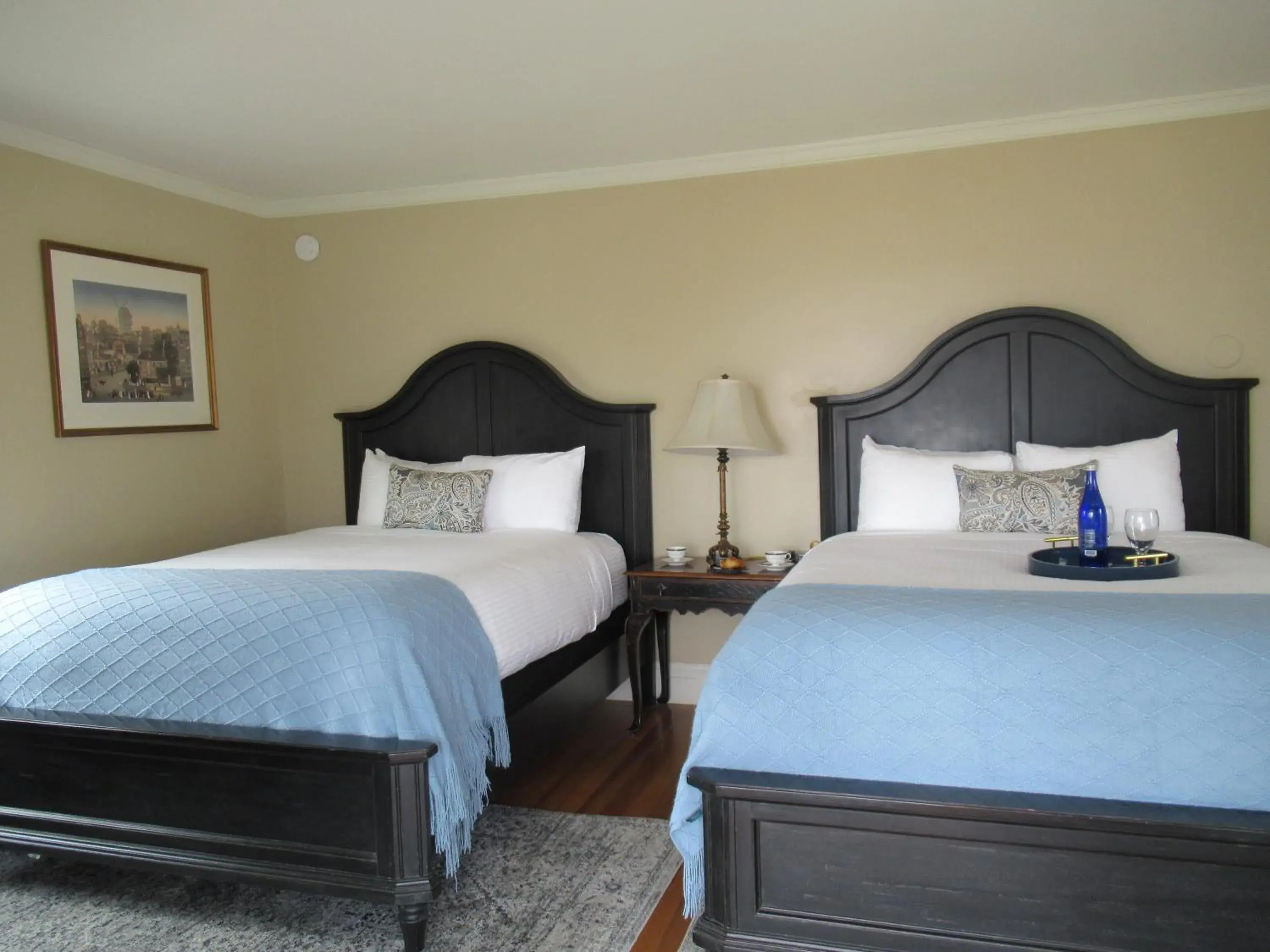 Bed in The White House Inn Bed in The White House Inn