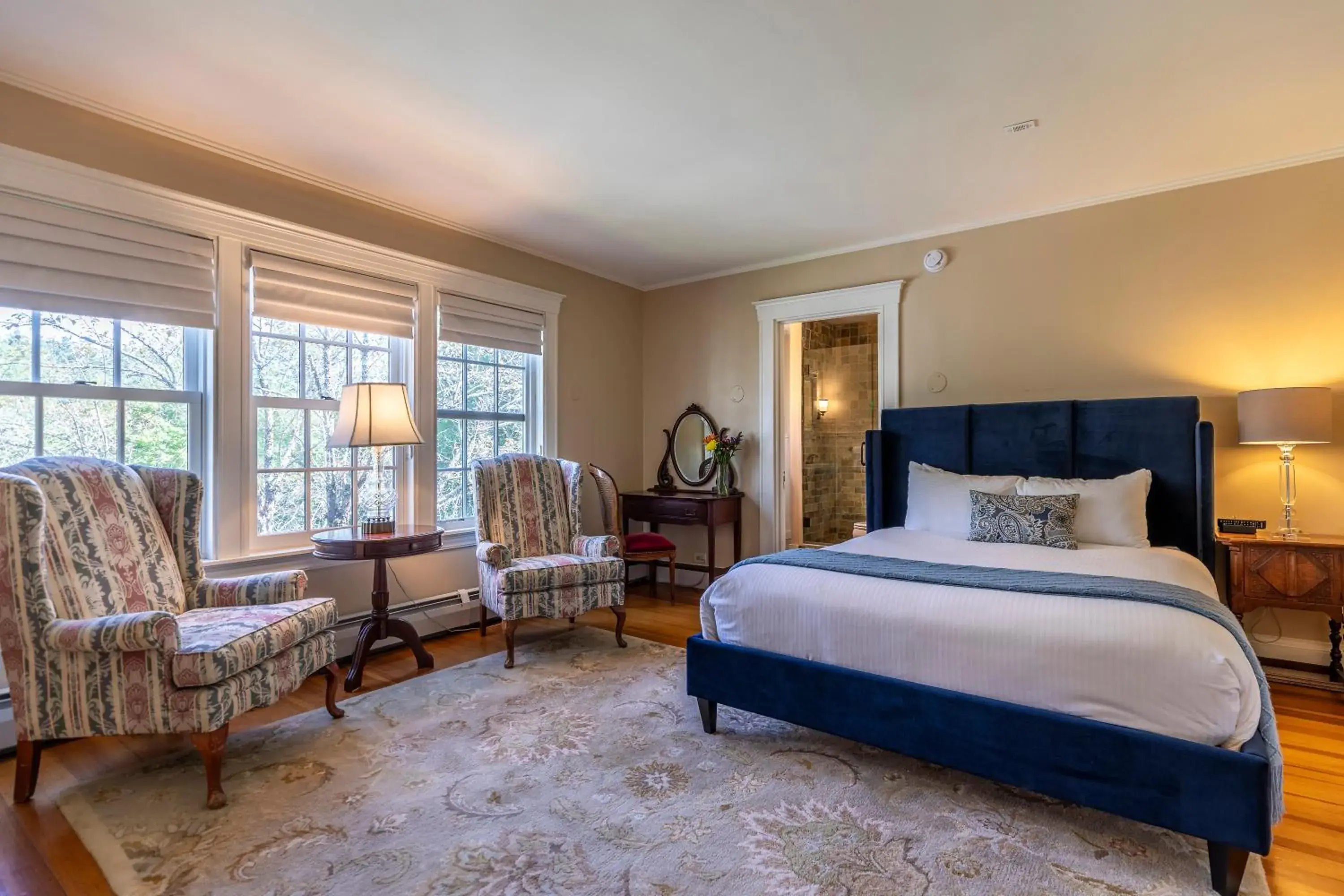 Bed in The White House Inn Bed in The White House Inn