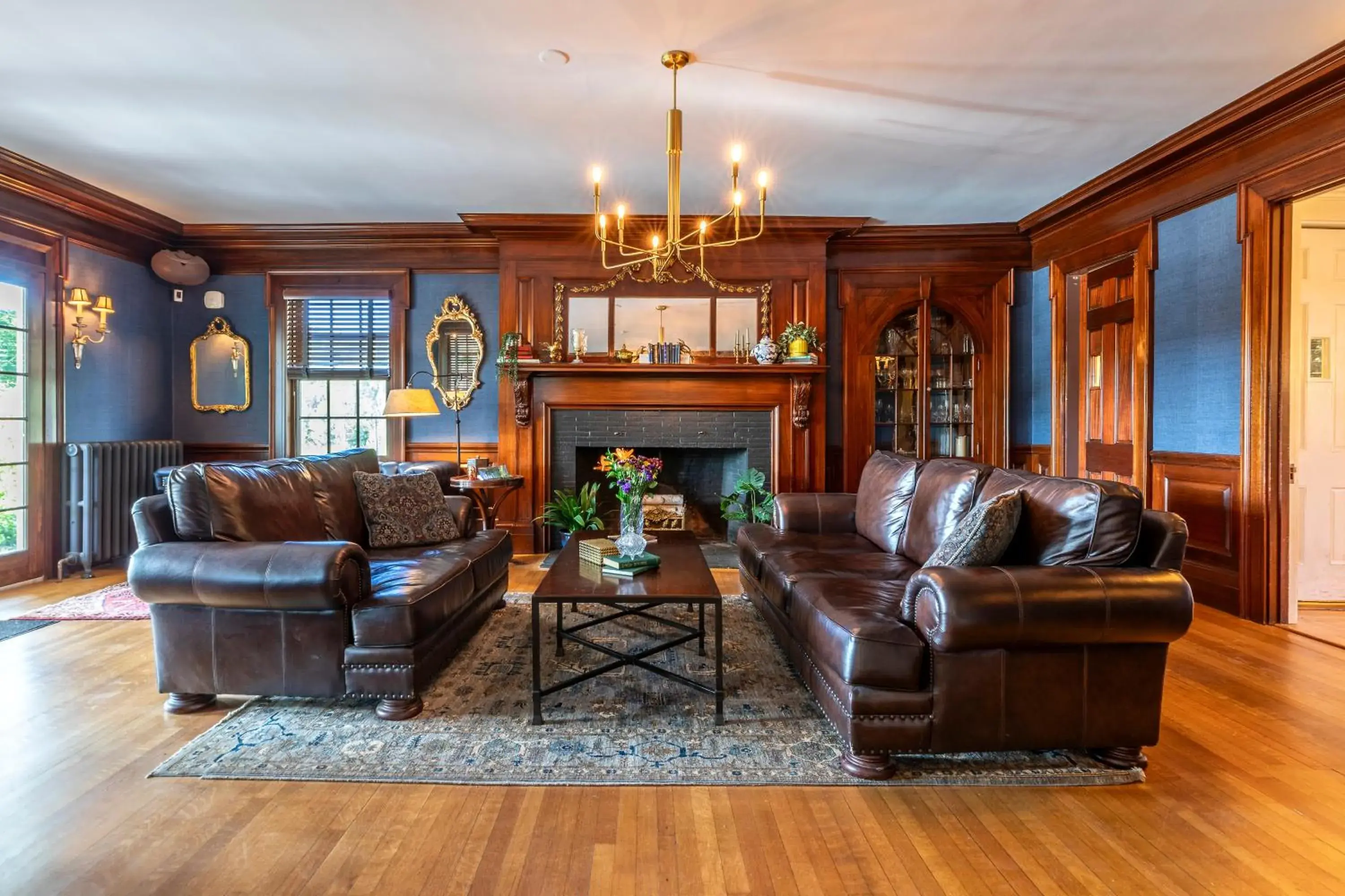 Lounge or bar in The White House Inn Lounge or bar in The White House Inn